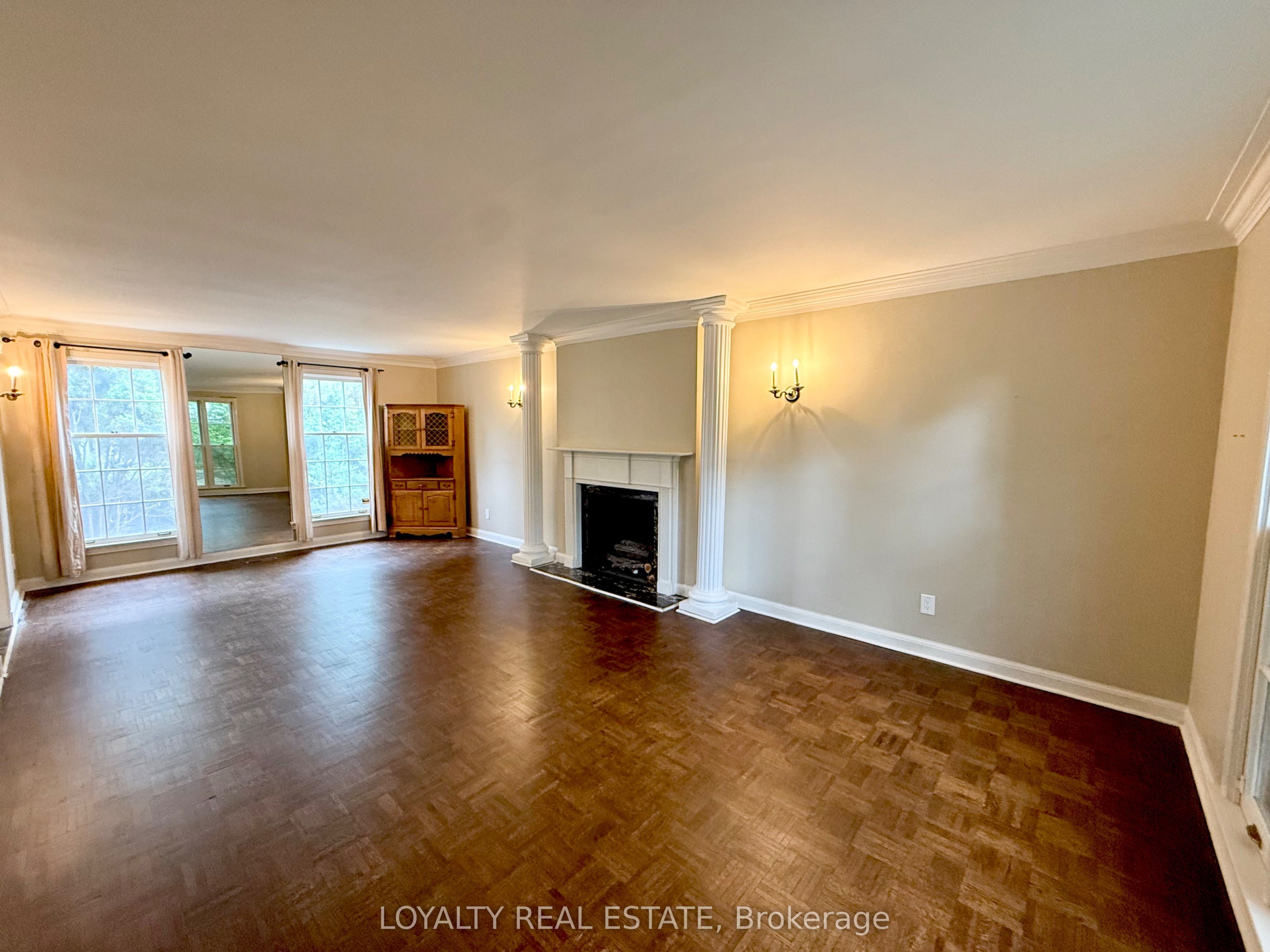 4 Canadiana Drive, Markham 5