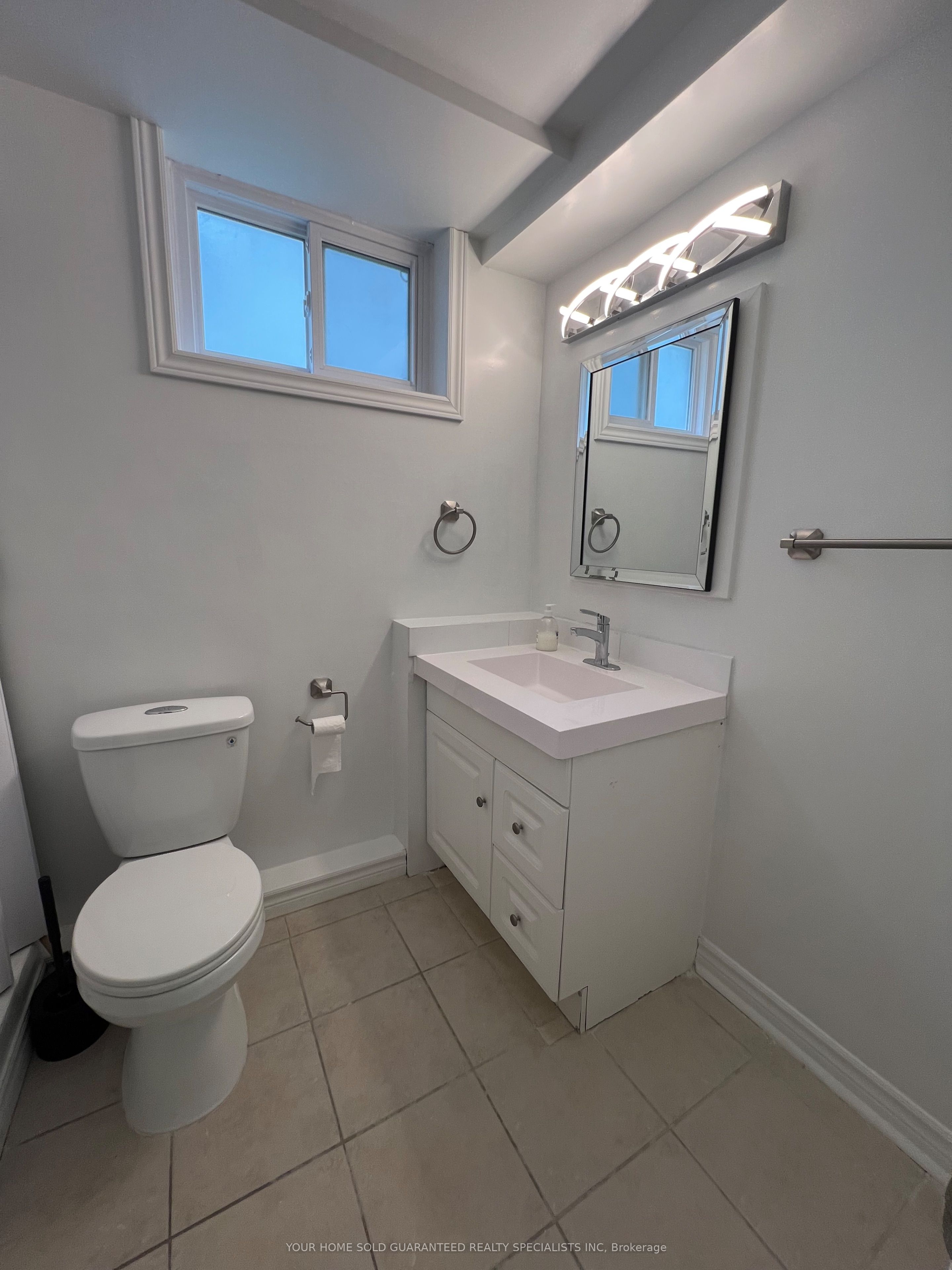 Unit BSMT - 6 Longview Drive, Bradford West Gwillimbury 4