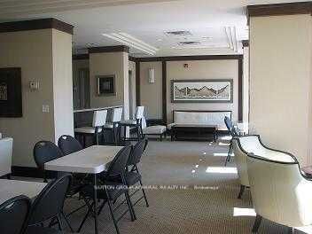 Unit 234 - 18 Harding Boulevard E, Richmond Hill 5