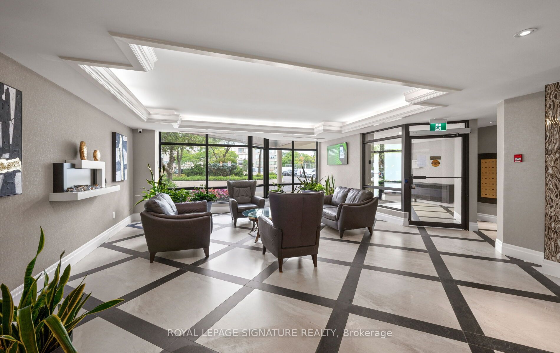 Unit 202 - 175 Cedar Avenue, Richmond Hill 5