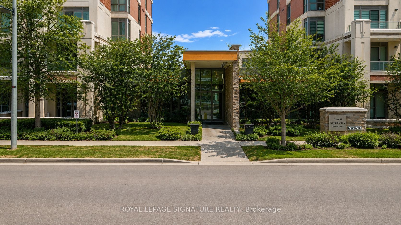 Unit 408 - 39 Upper Duke Crescent, Markham 4