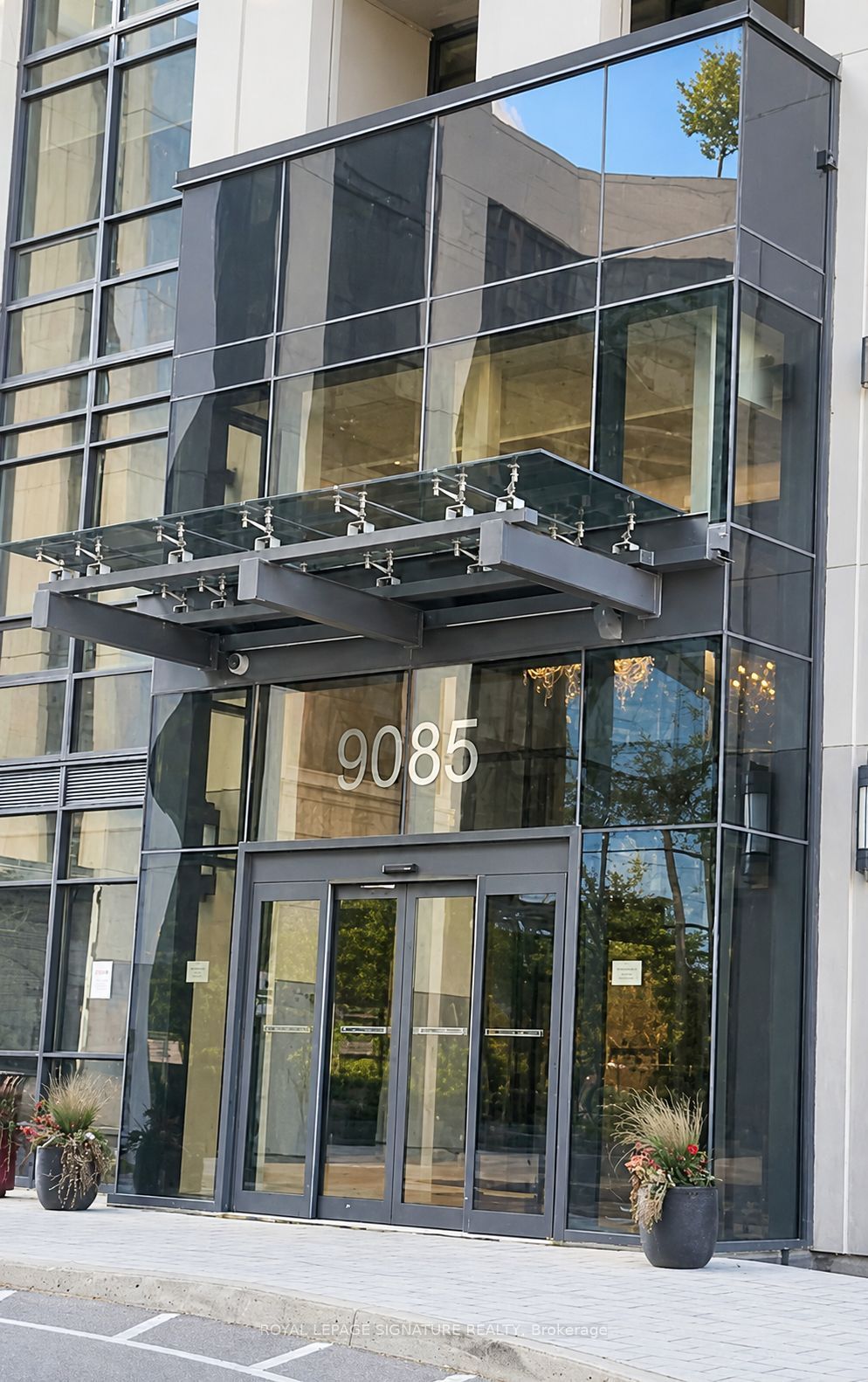 Unit 610 - 9085 Jane Street, Vaughan 3