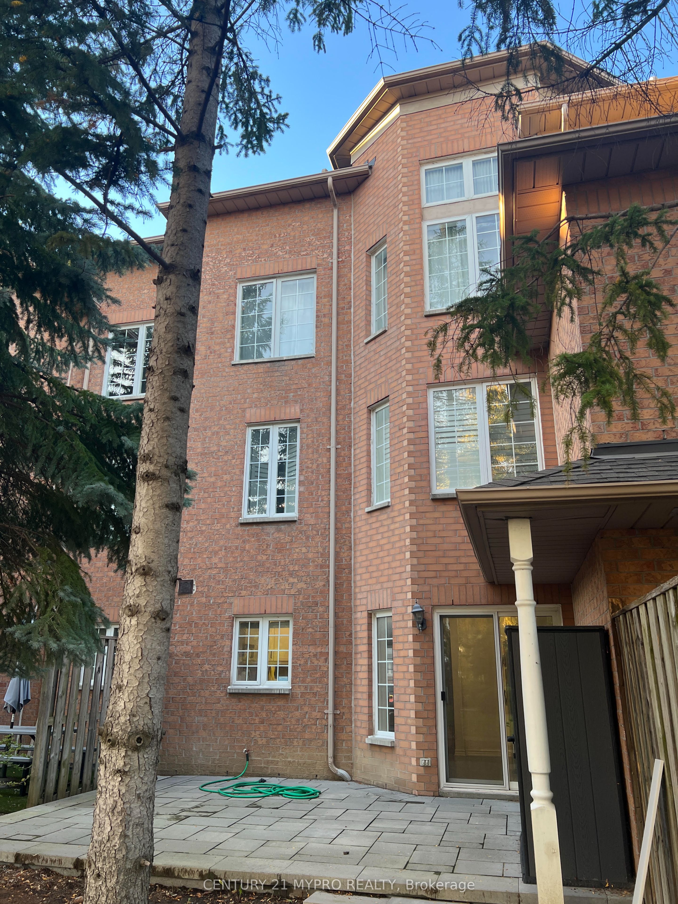 Unit 10 - 15 St Moritz Way, Markham 2