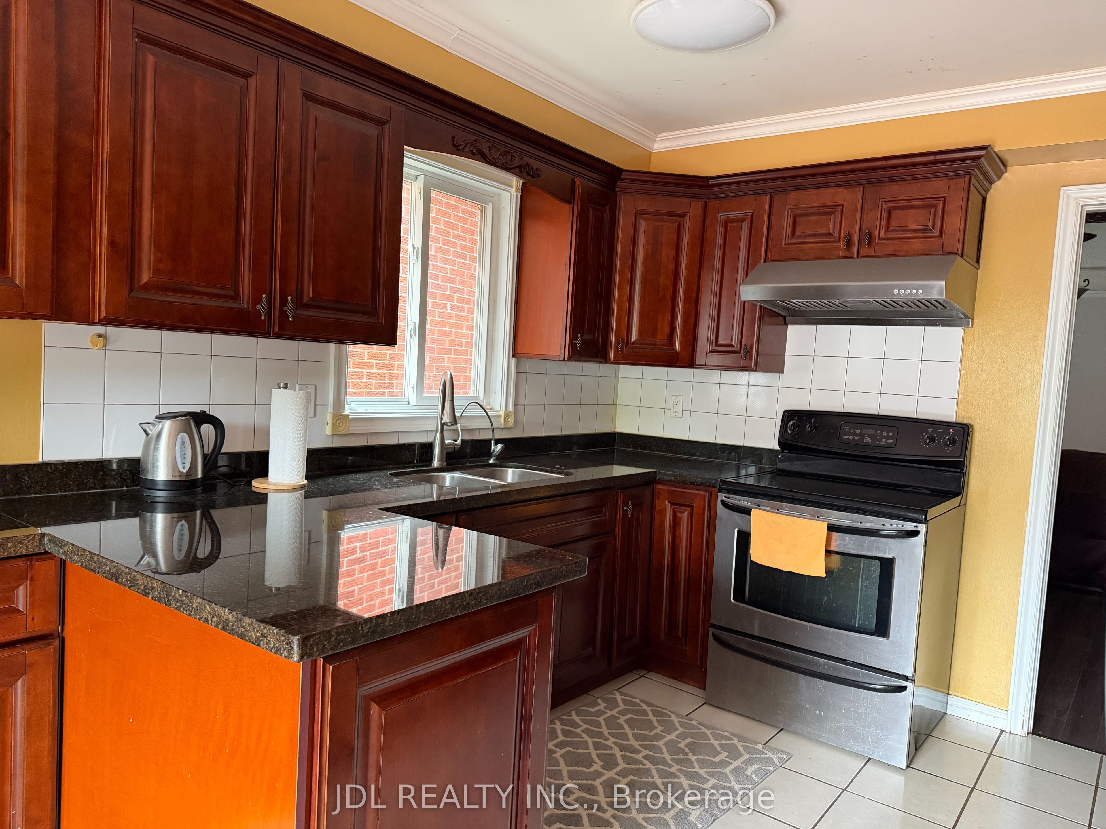87 Strathmore Drive, Markham 4