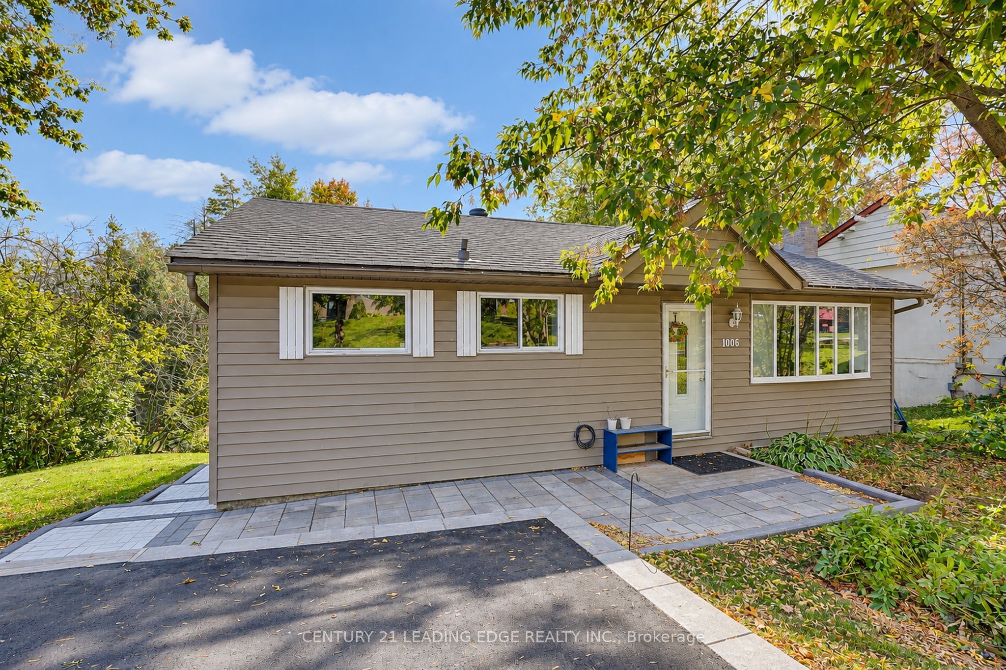 Unit Main Flr - 1006 Elgin Street, Newmarket 4