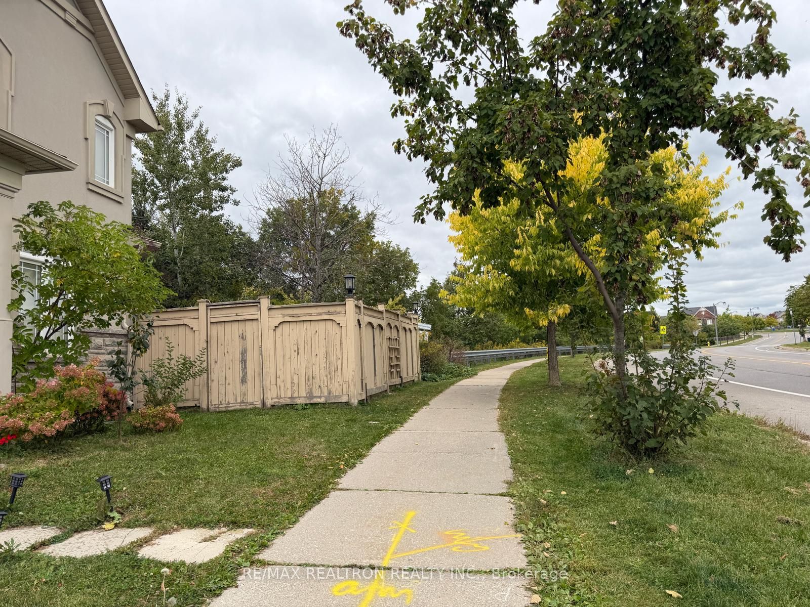 Unit Lower Level - 113B Timna Crescent, Vaughan 3