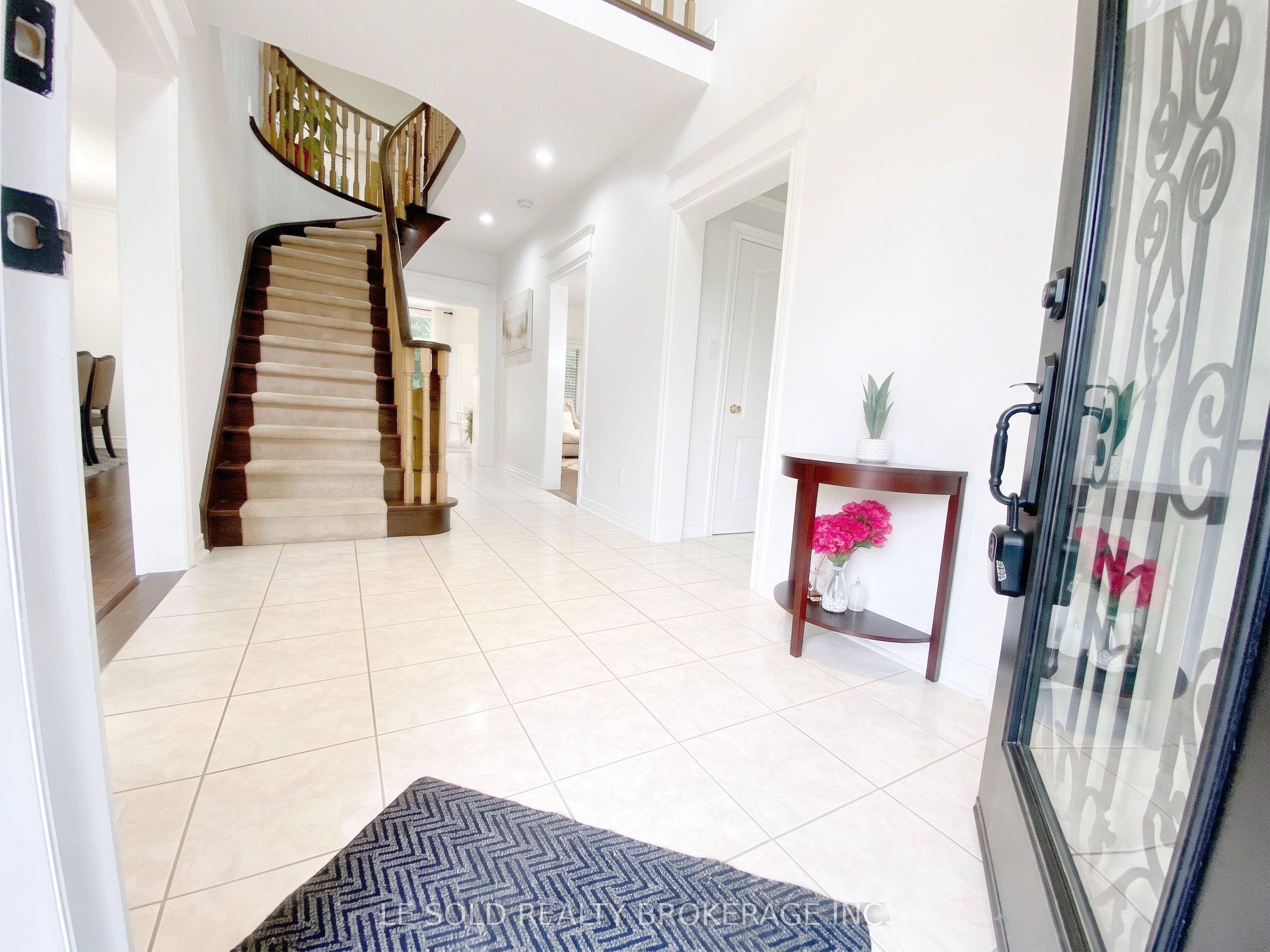 76 Larratt Lane, Richmond Hill 3