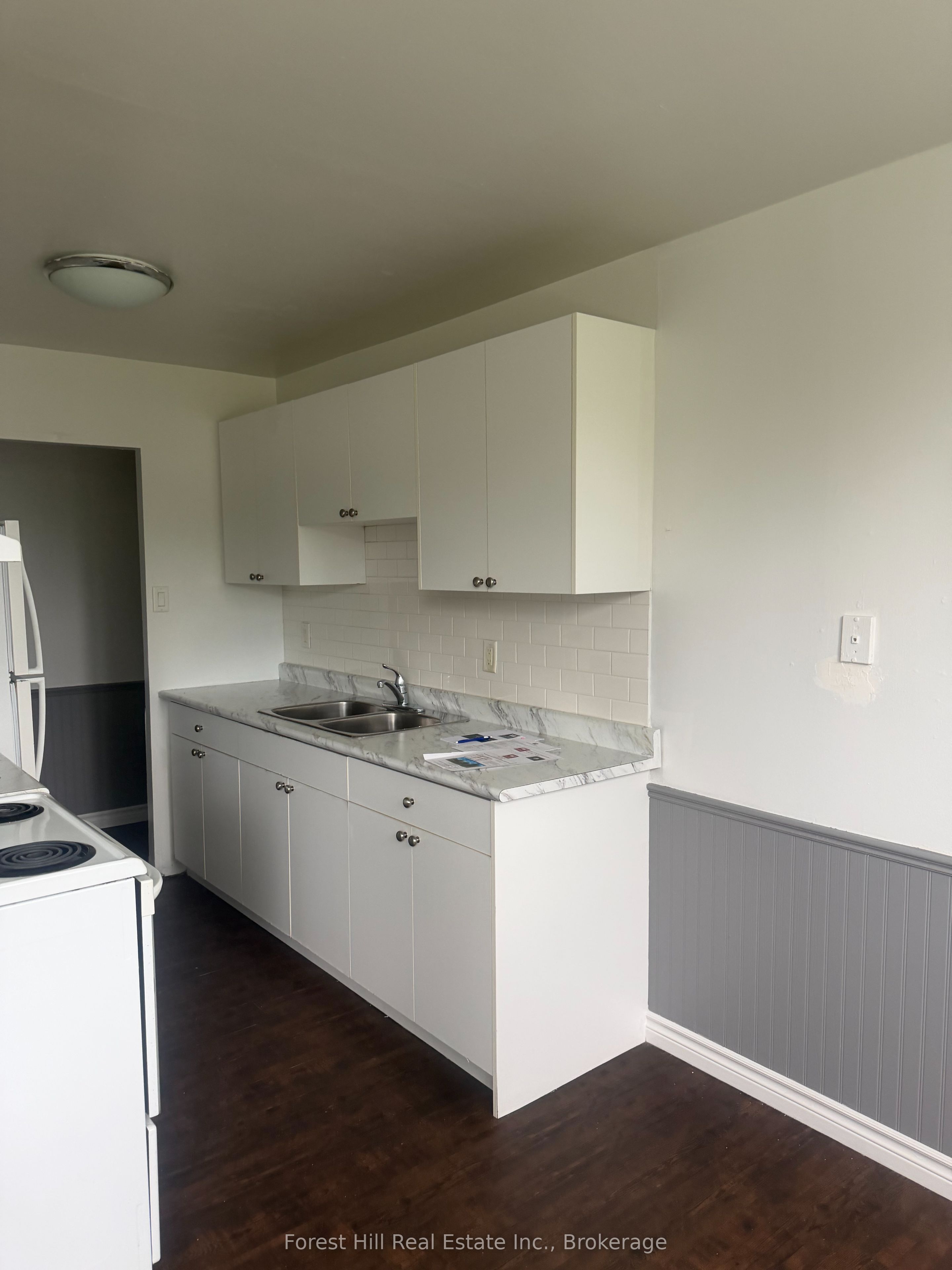Unit 201 - 176 Eighth Street, Collingwood 2