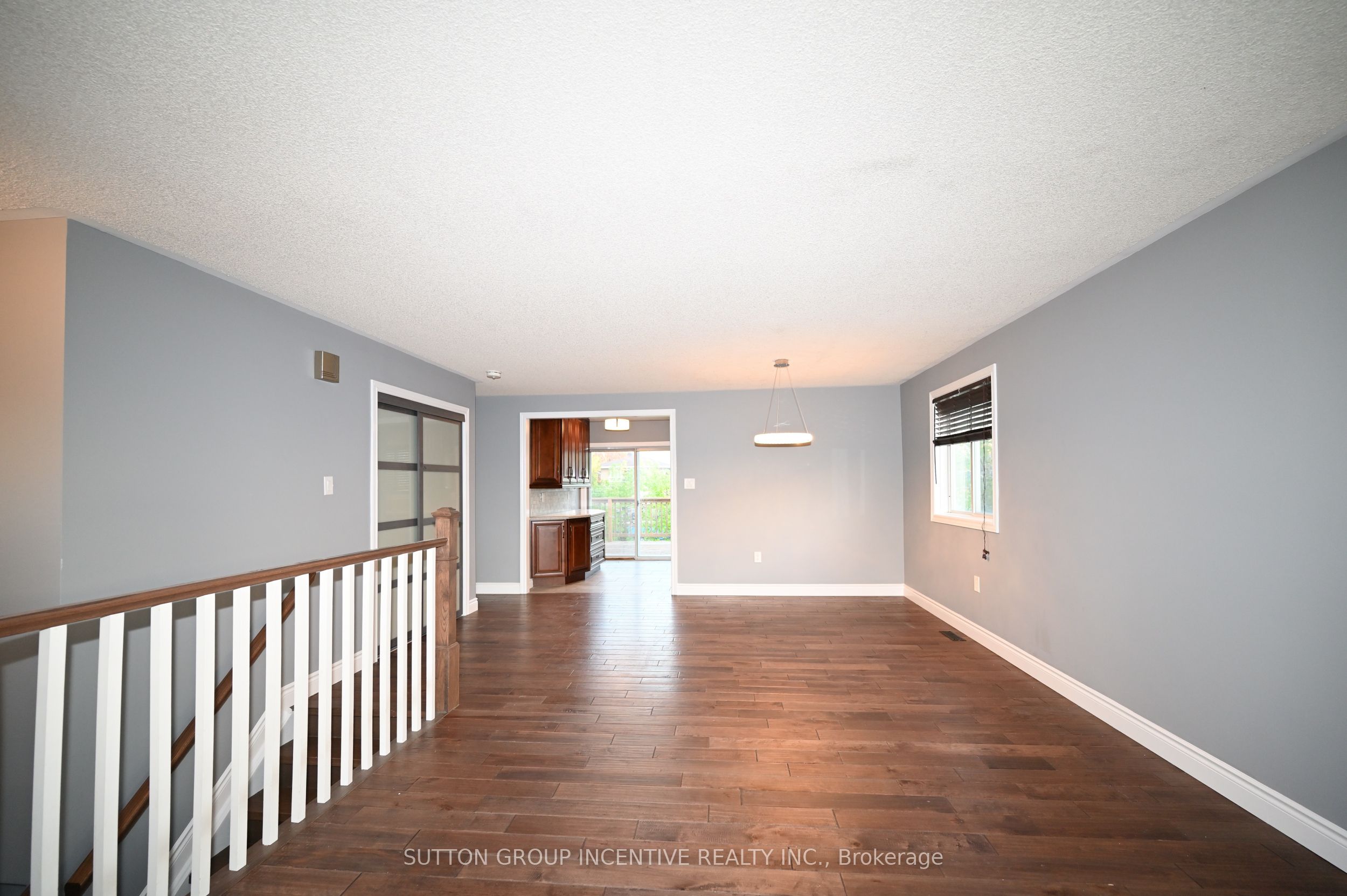 Unit UPPER - 39 JONES Drive, Barrie 4