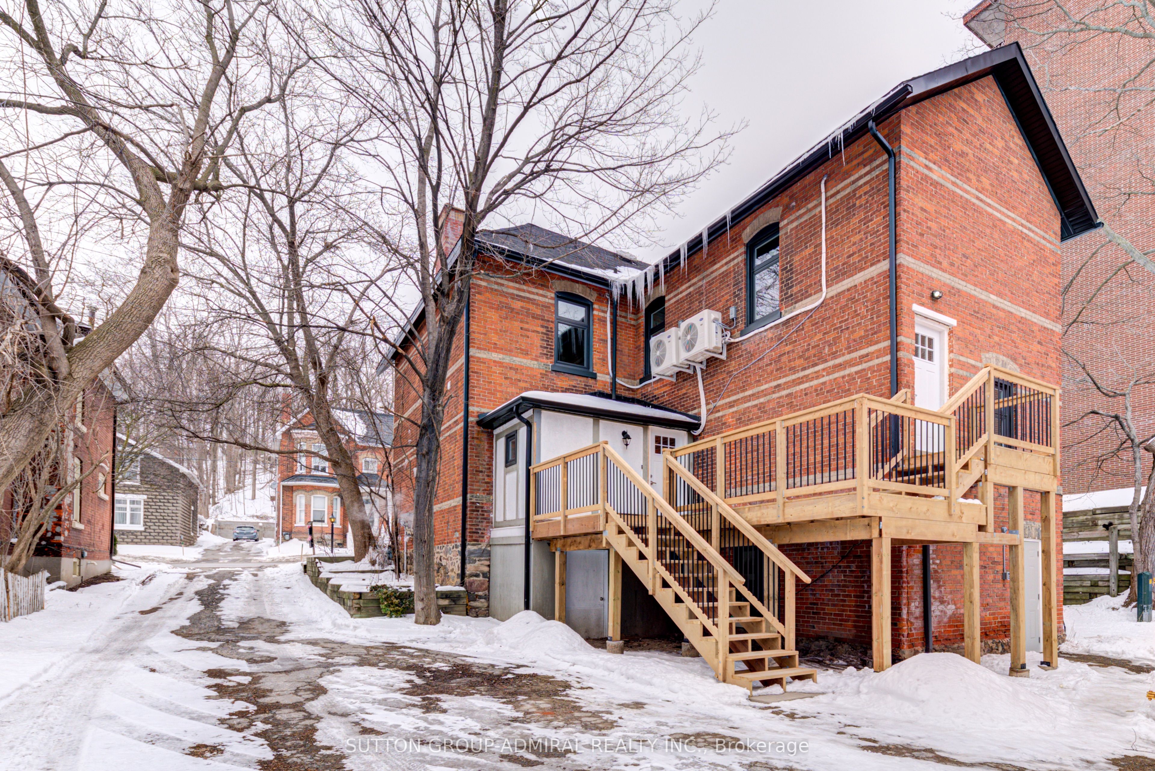 Unit 3 - 167 Collier Street, Barrie 2