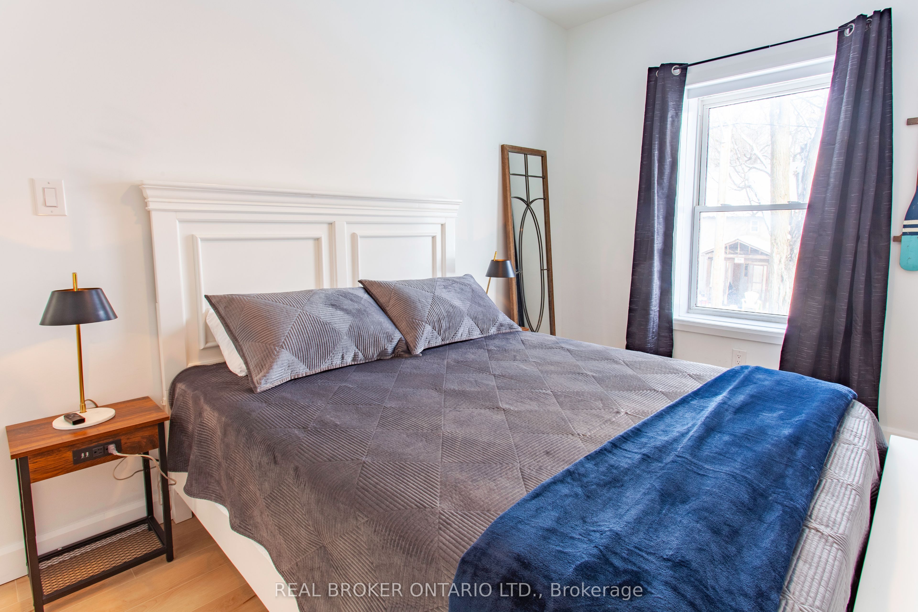 Unit Upper - 97 ALBERT Street S, Orillia 5