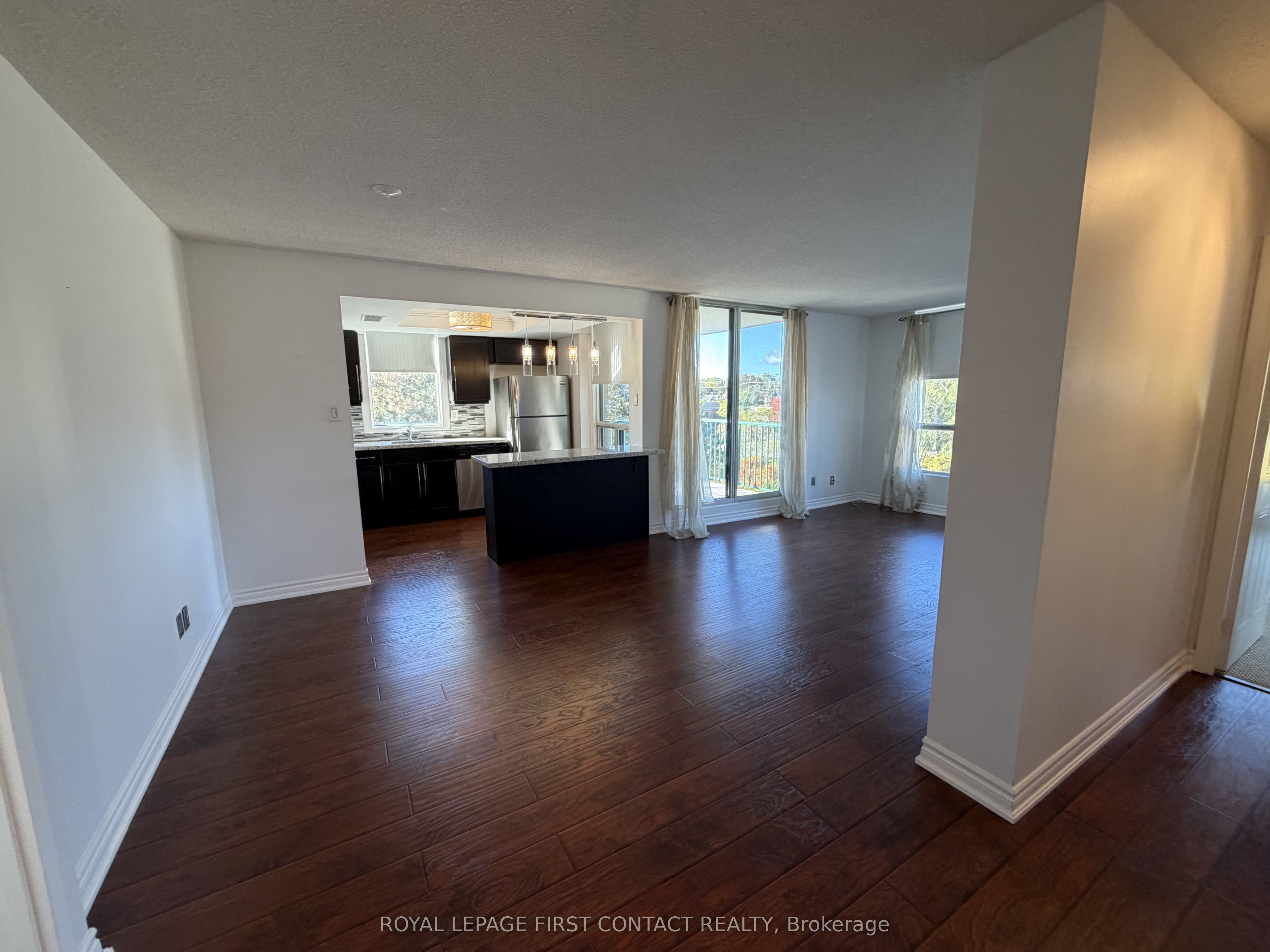 Unit 403 - 75 Ellen Street, Barrie 5