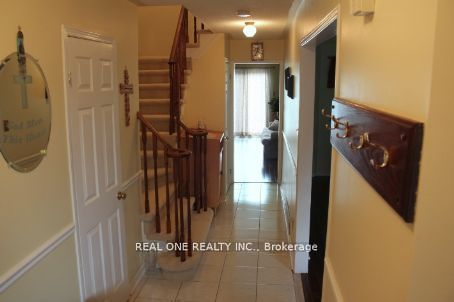 Unit Unit 1 - 1235 Blackburn Drive, Oakville 2