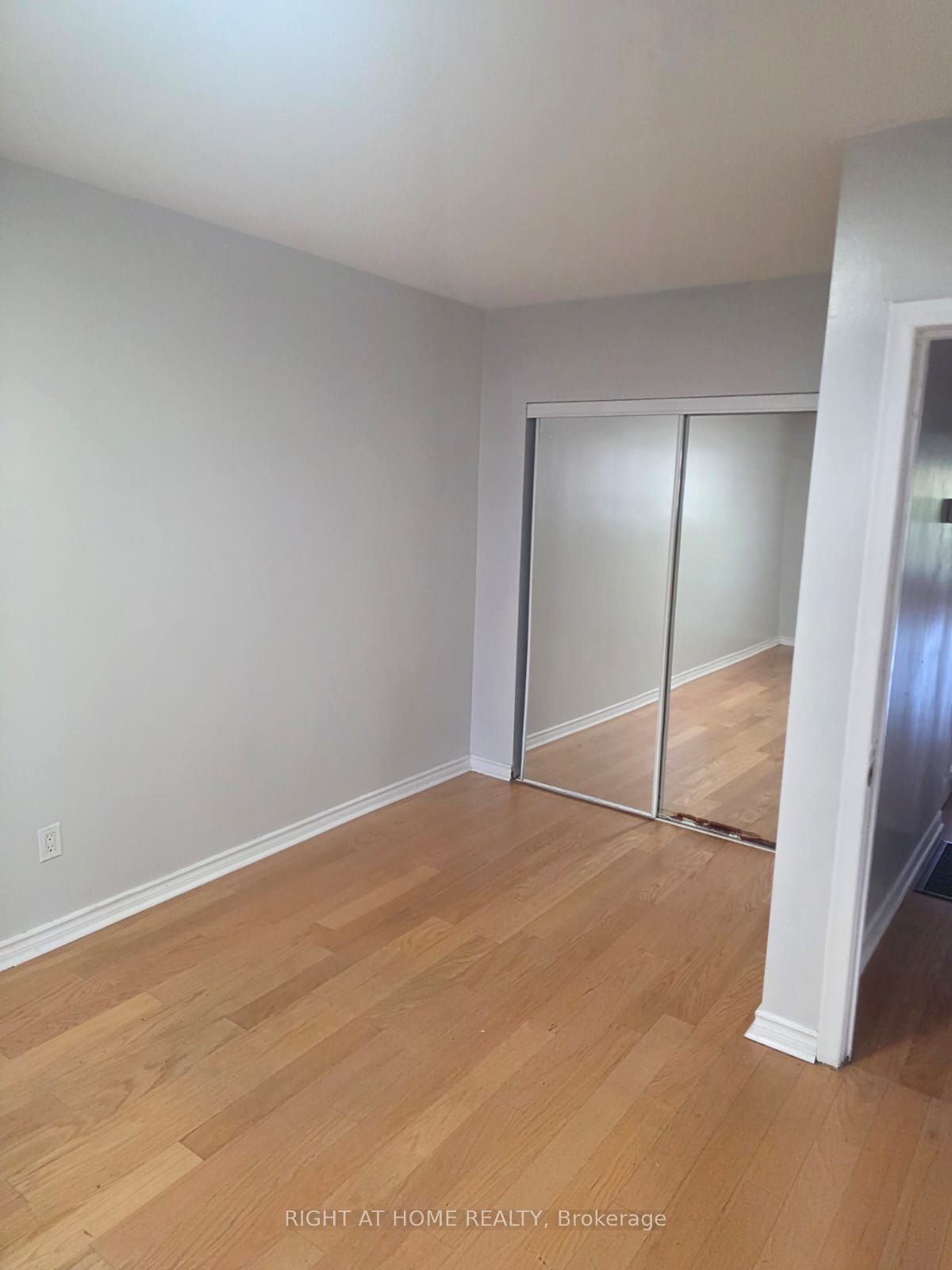 Unit Main Floor - 34 Goldsboro Road, North York 3