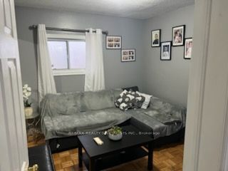 85 Corbett Avenue, Toronto 5