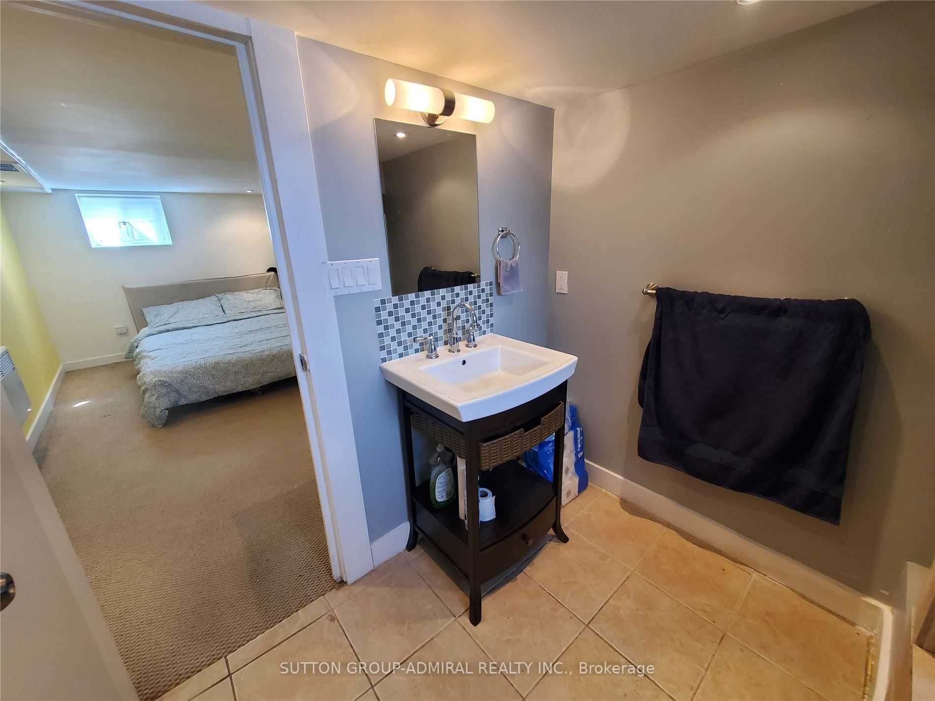 Unit Lower - 31 Gilpin Avenue, Toronto 2