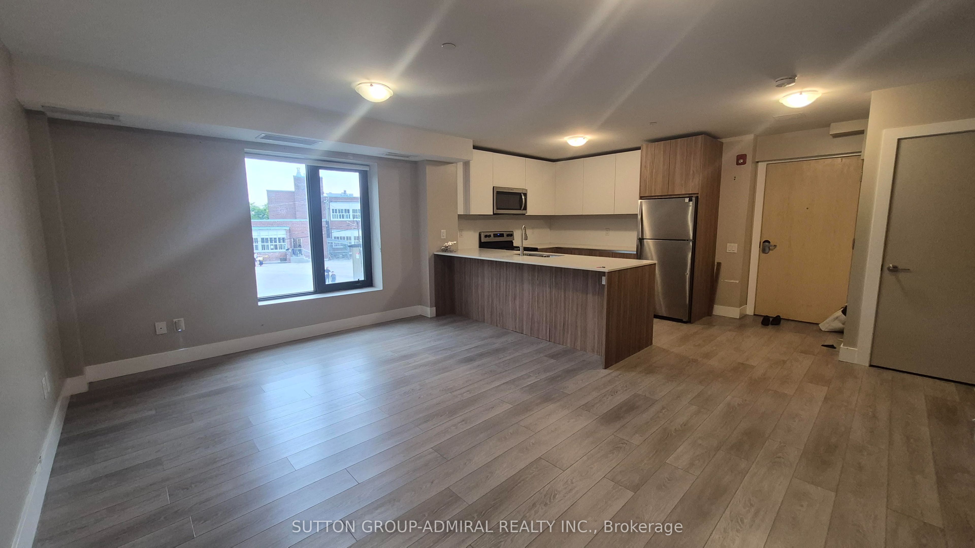 Unit 202 - 293 Viewmount Avenue, North York 5