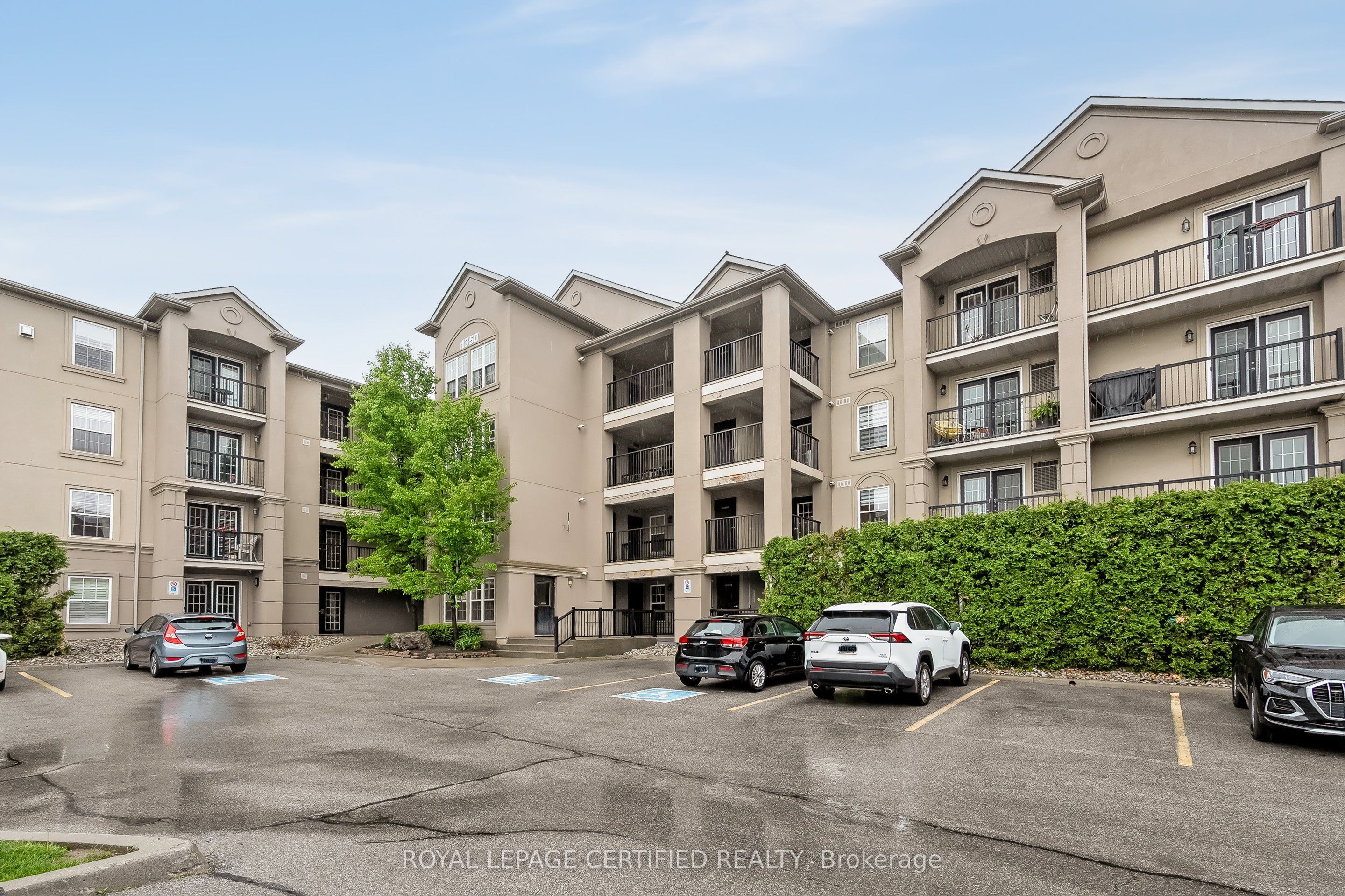 Unit 308 - 1350 Main Street E, Milton 4