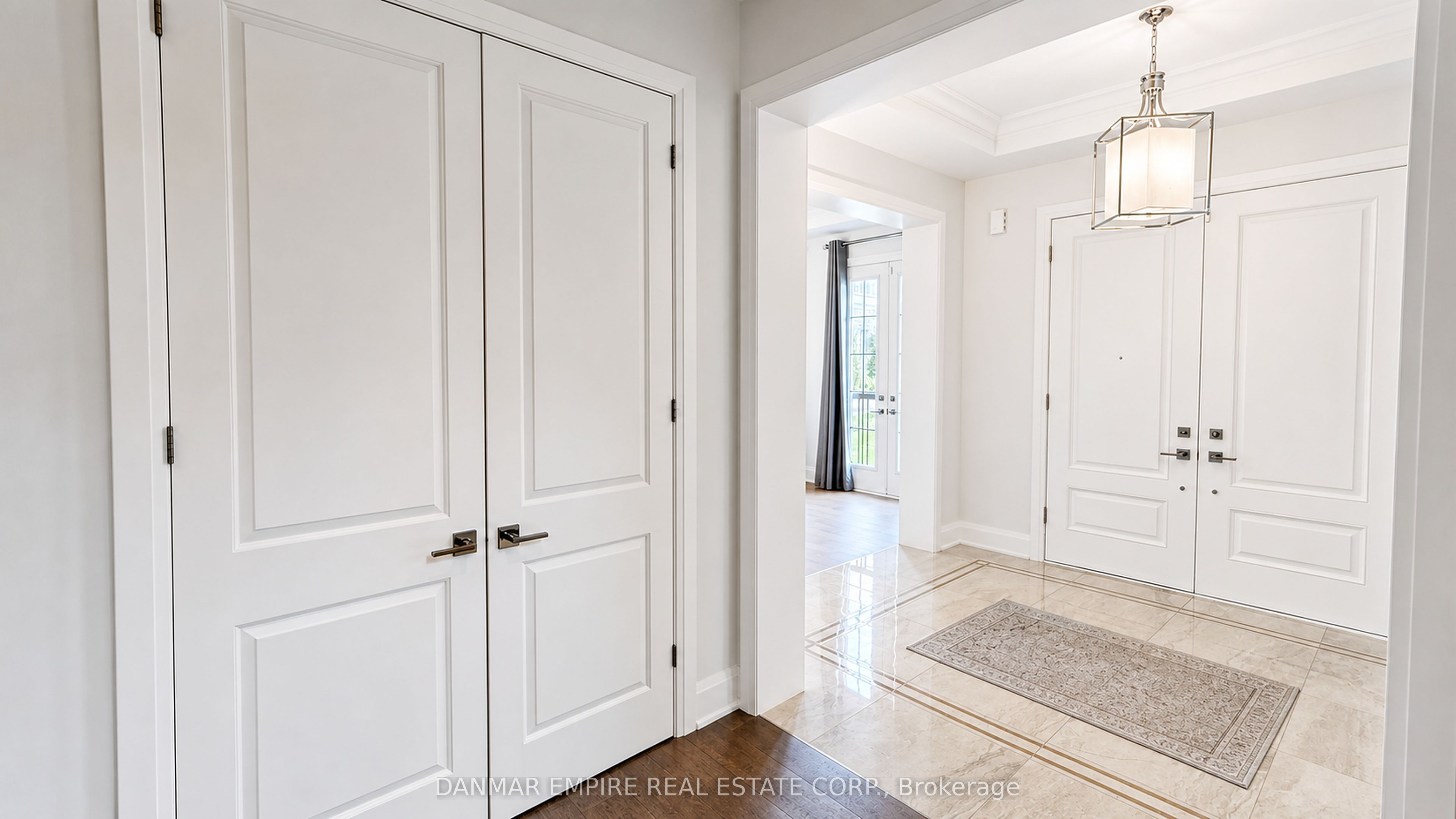 2193 Grayson Green Court, Oakville 3