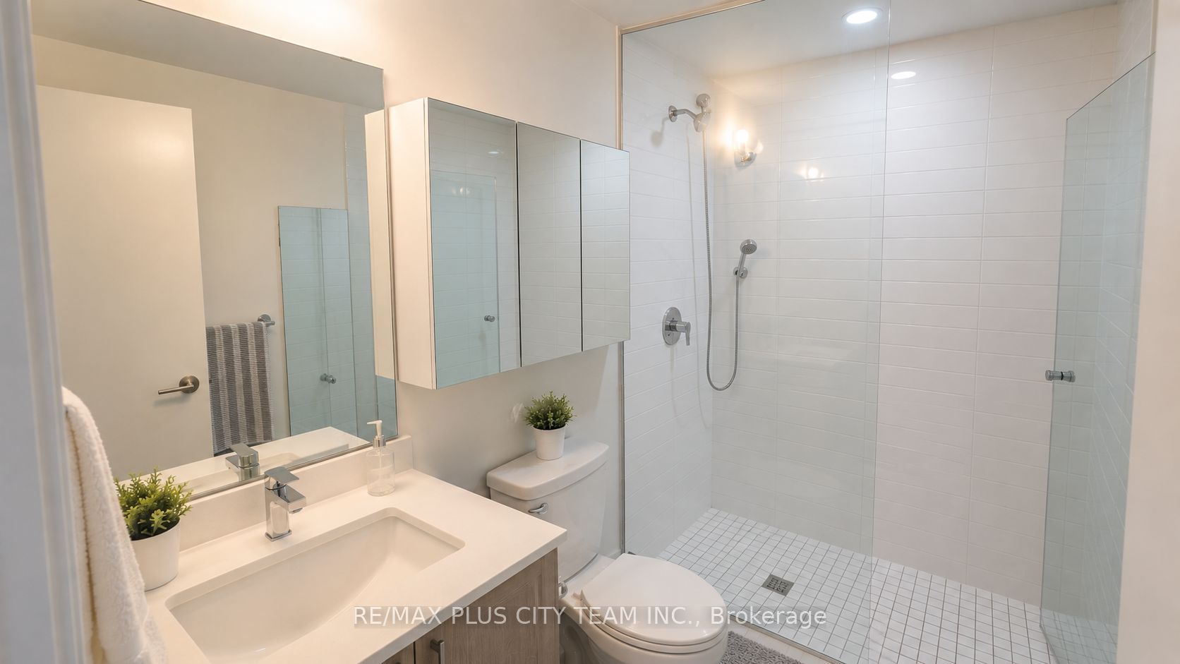 Unit 3606 - 20 Shore Breeze Drive, Etobicoke 5