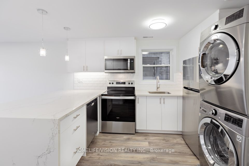 391 Royal York Road, Etobicoke 4