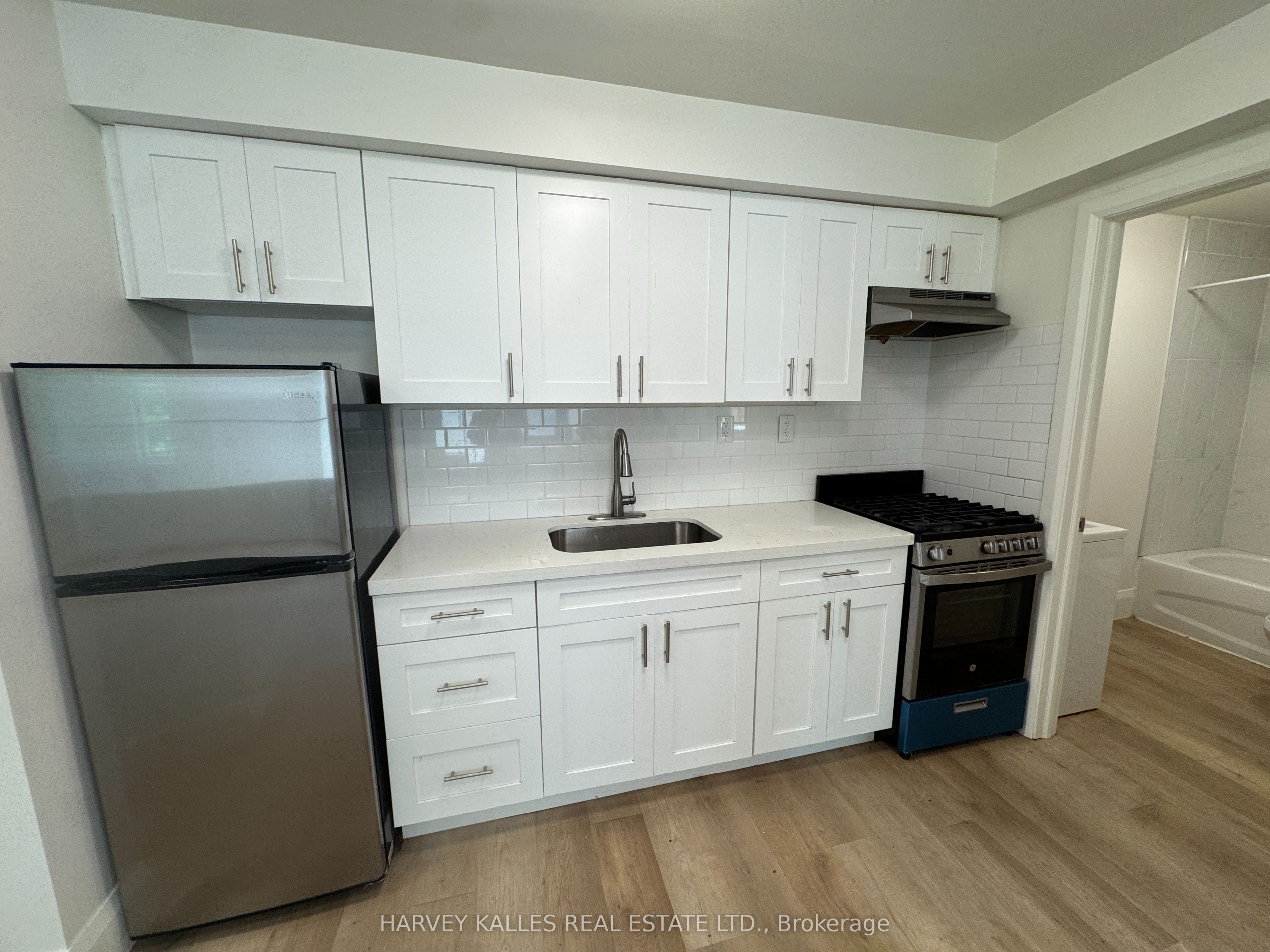 Unit 6 - 1252 Davenport Road, Toronto 4