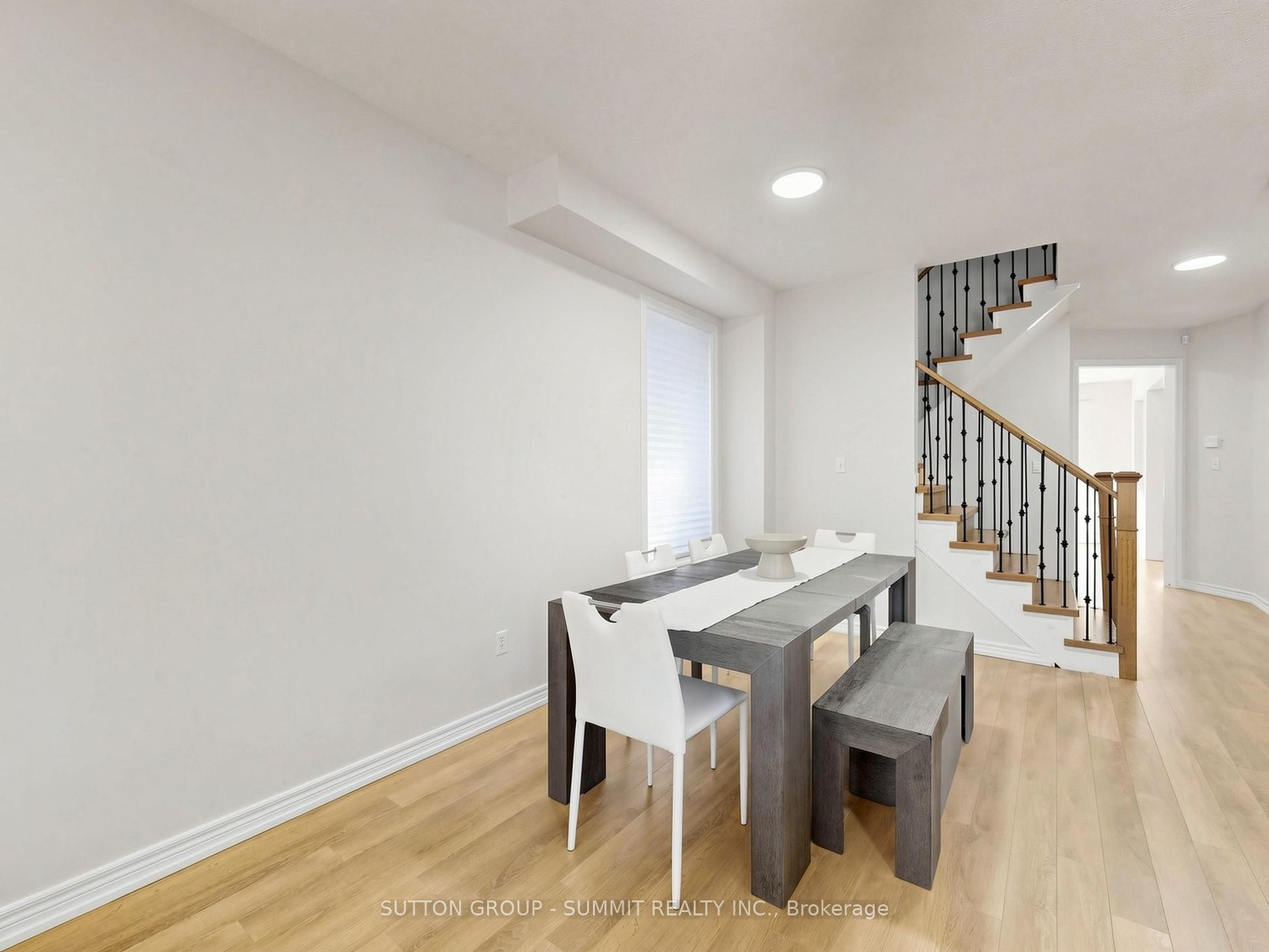 4880 YORKSHIRE Avenue, Mississauga 5