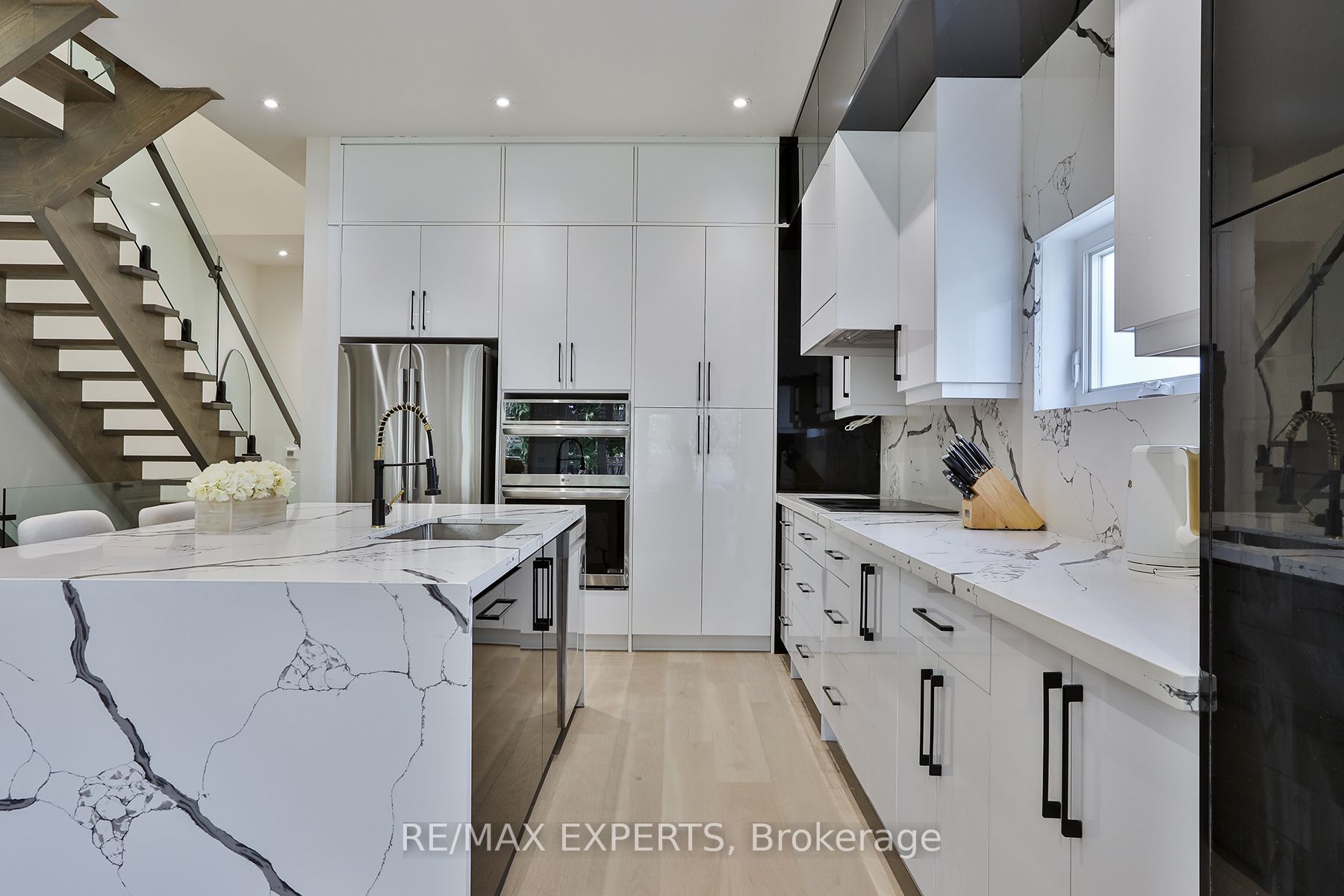 23B Maple Avenue, Mississauga 3