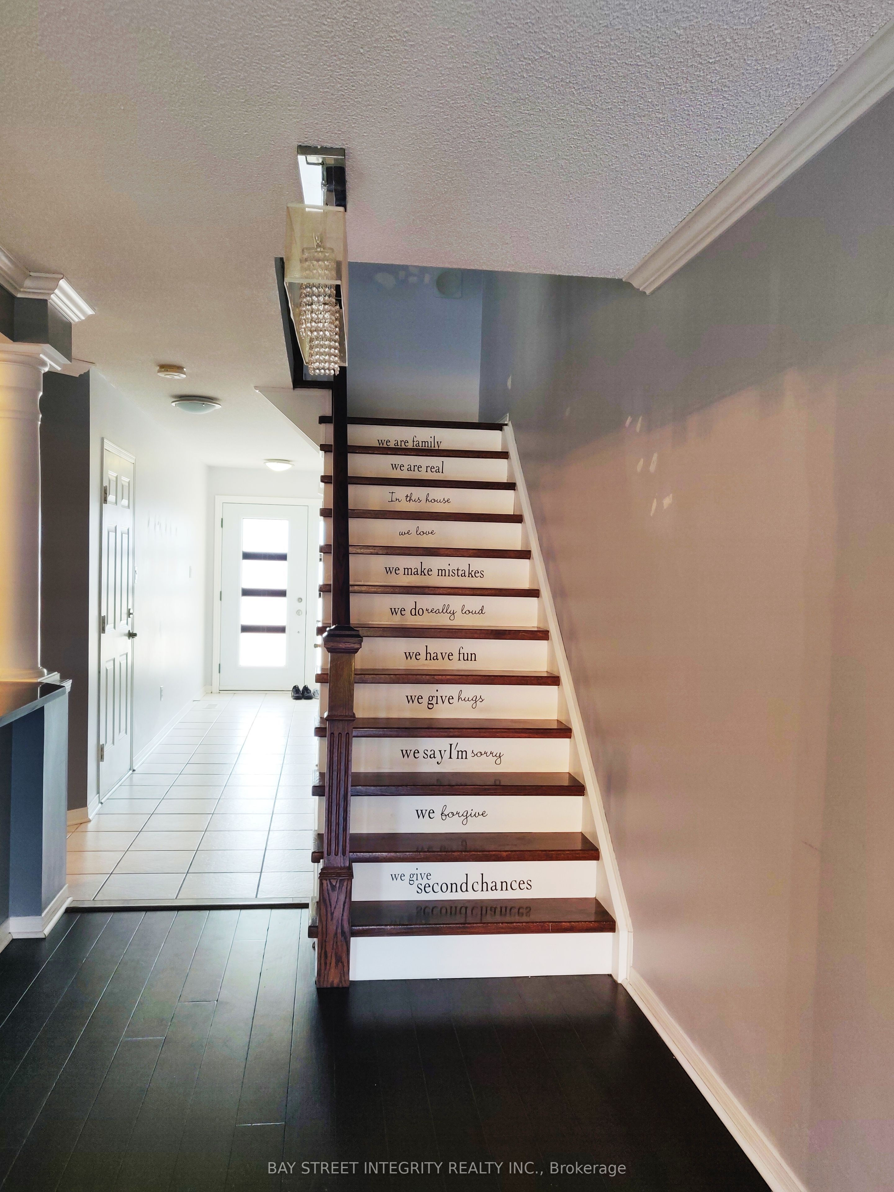 2054 Glenhampton Road, Oakville 5