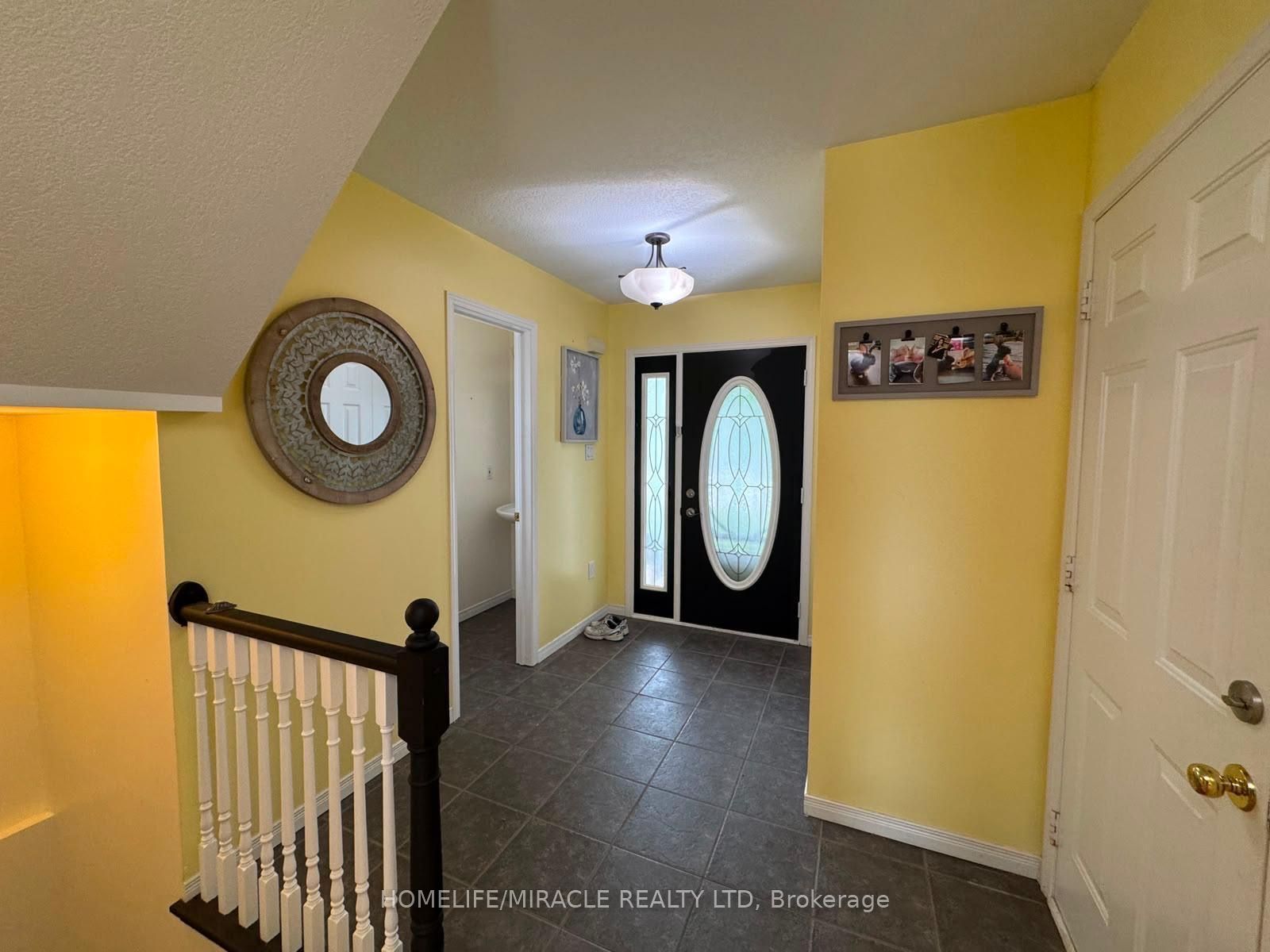 50 Buckingham Street, Orangeville 3