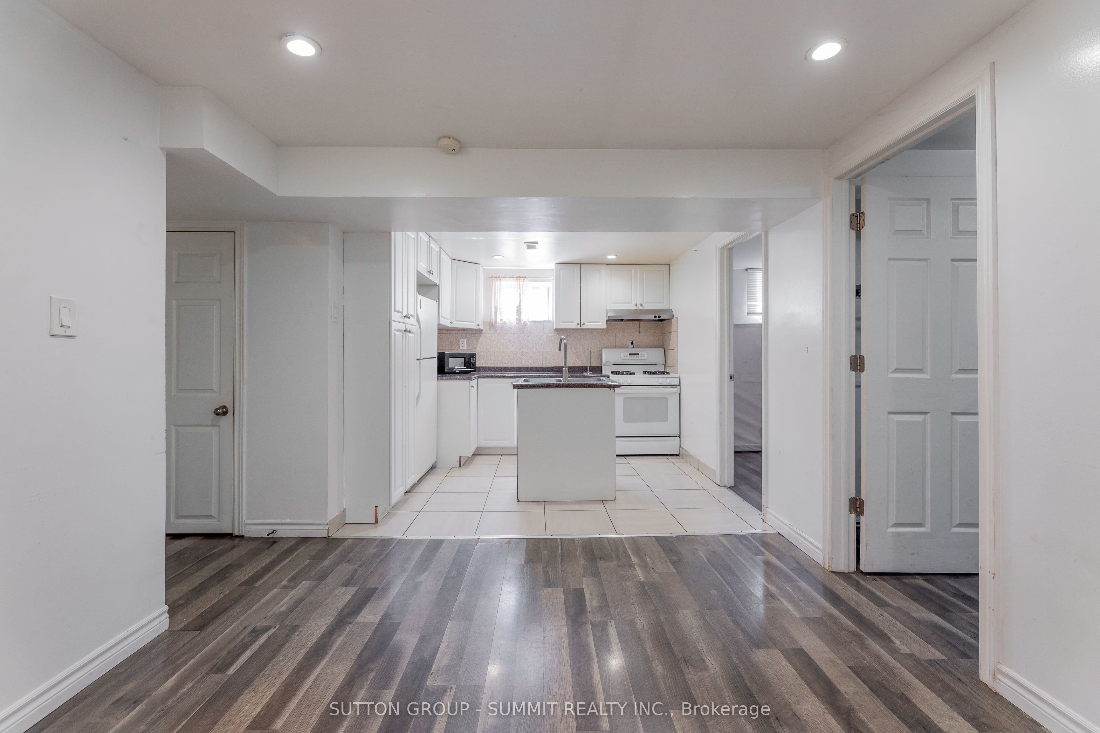29 Yatescastle, North York 4