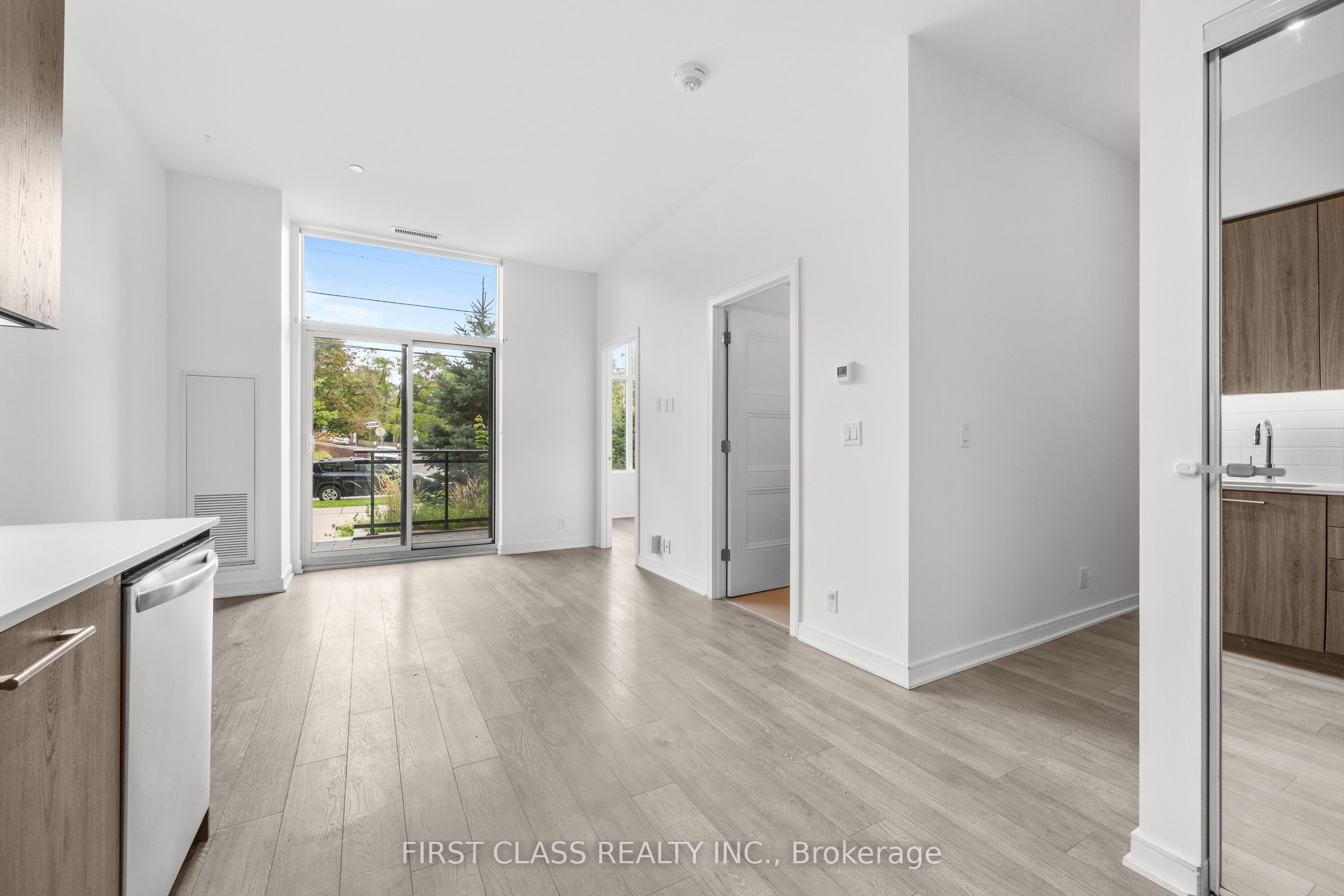 Unit 110 - 1 Neighbourhood Lane, Etobicoke 5