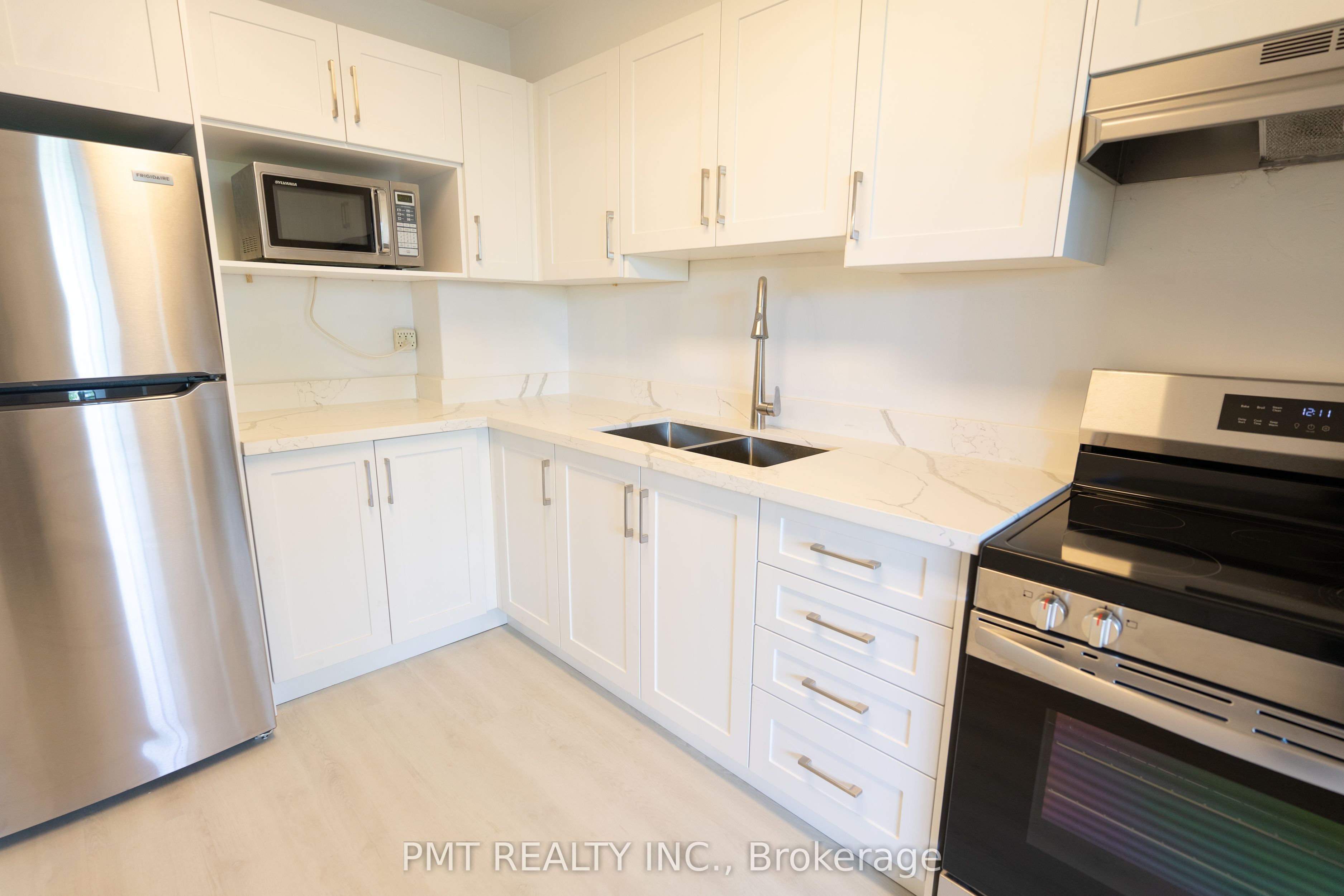 Unit 305 - 1455 Lawrence Avenue W, North York 3