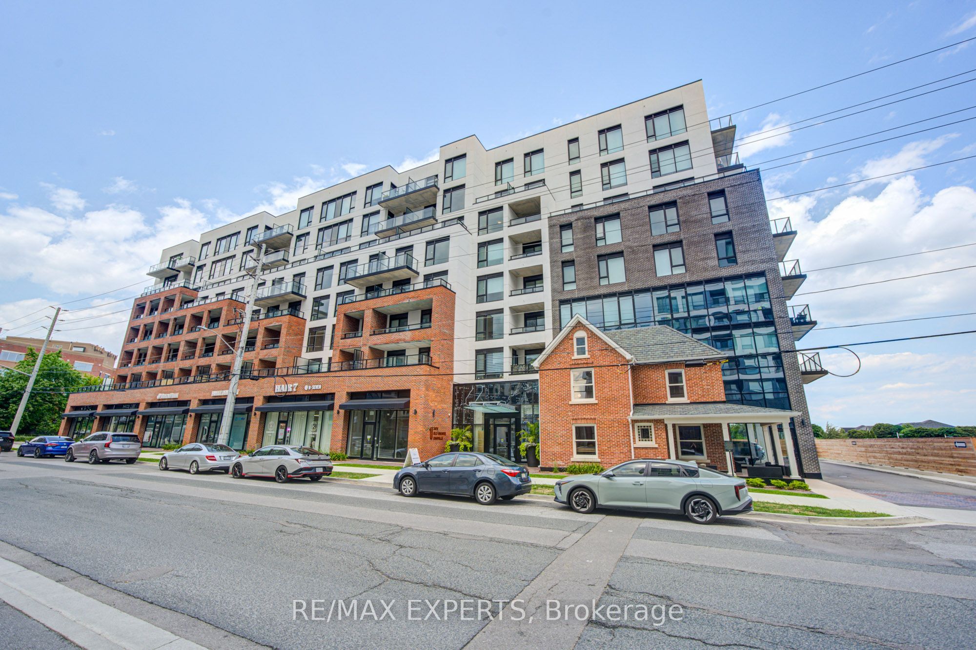 Unit 516 - 2475 Old Bronte Road, Oakville 2