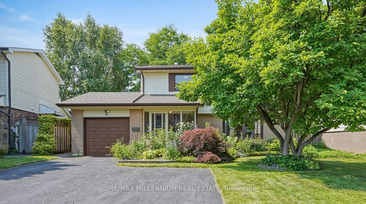 61 Centre Street S, Brampton 2