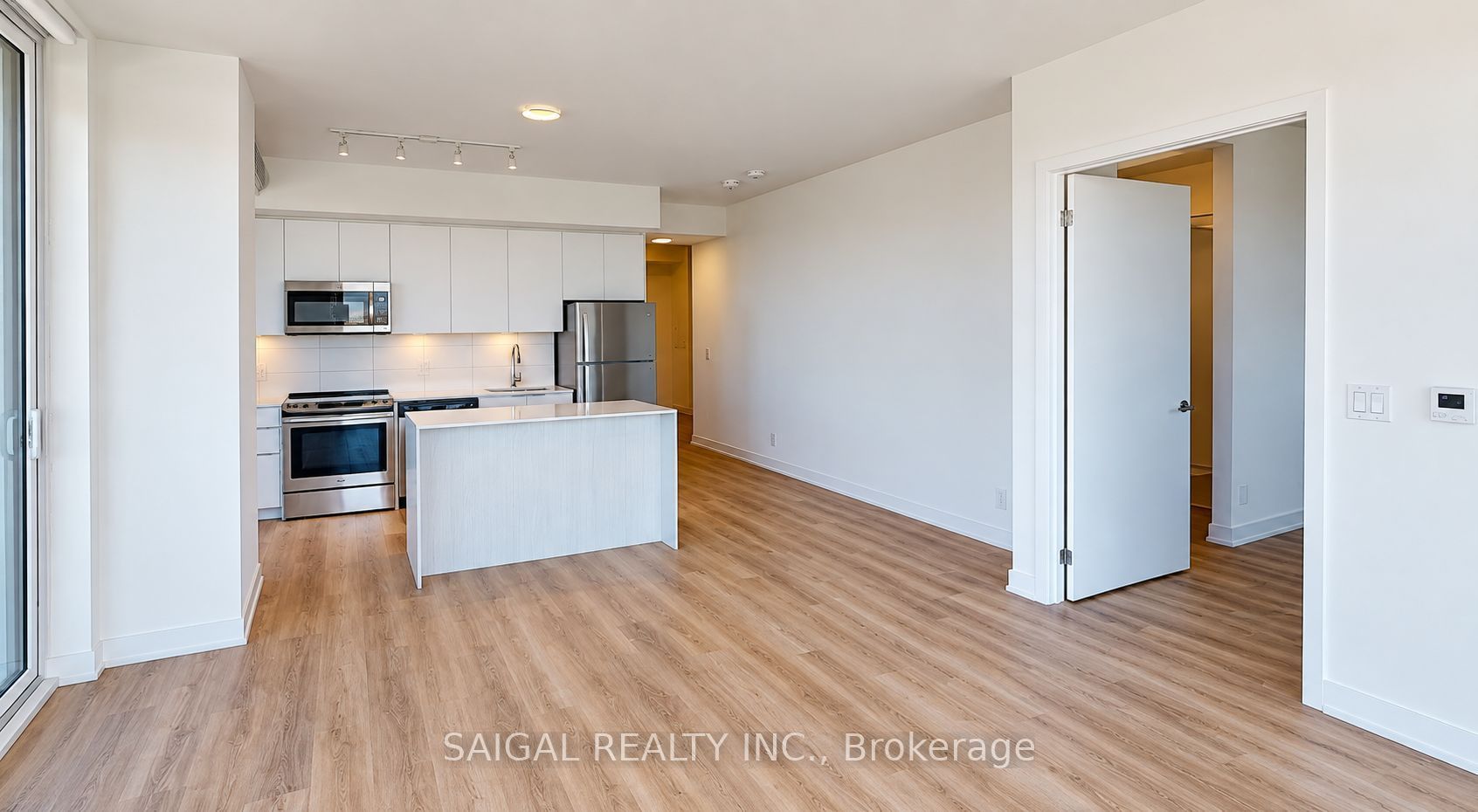 Unit 2008 - 5249 Dundas Street W, Etobicoke 2