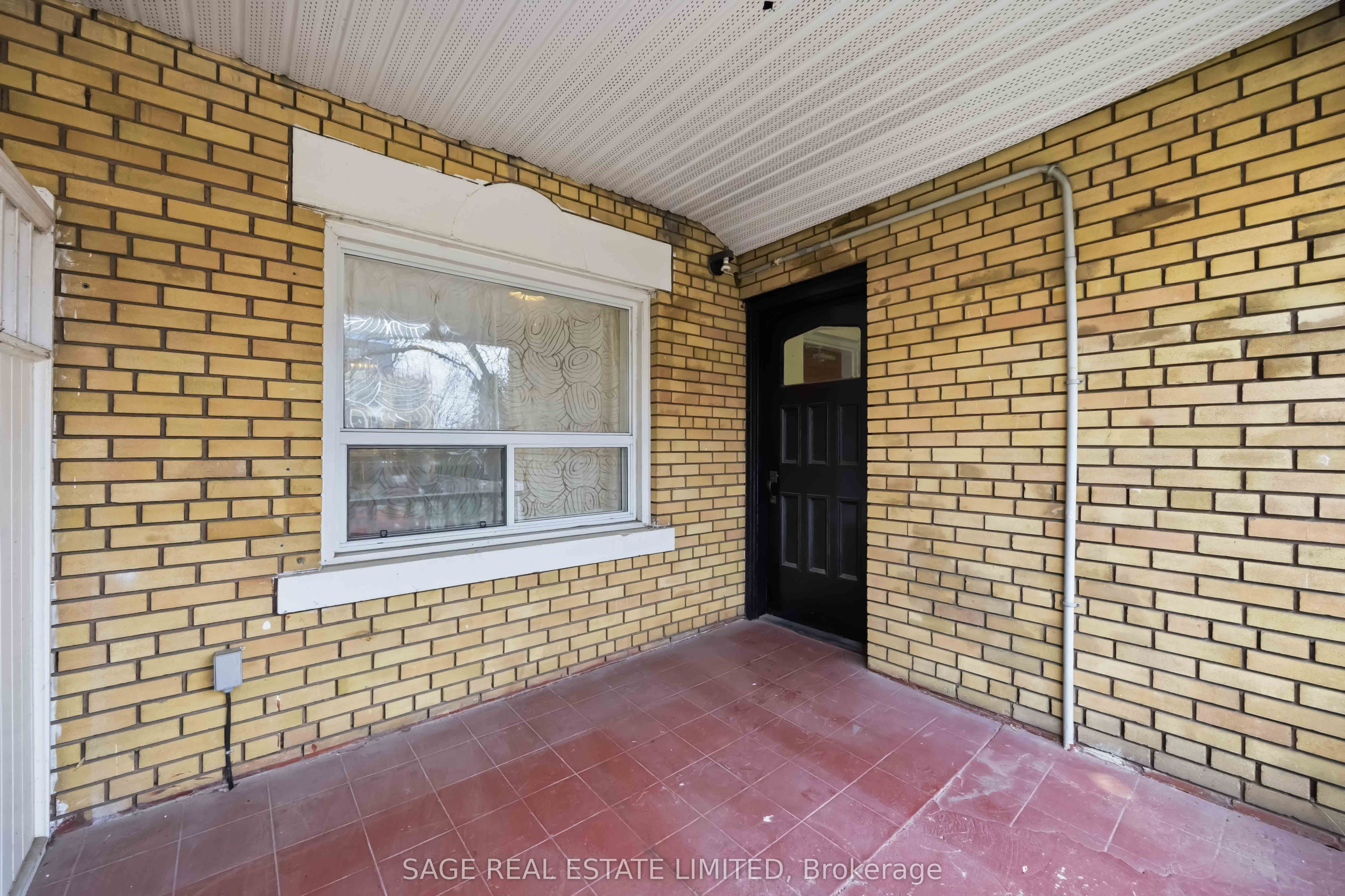 Unit Main Floor - 251 High Park Avenue, Toronto 4