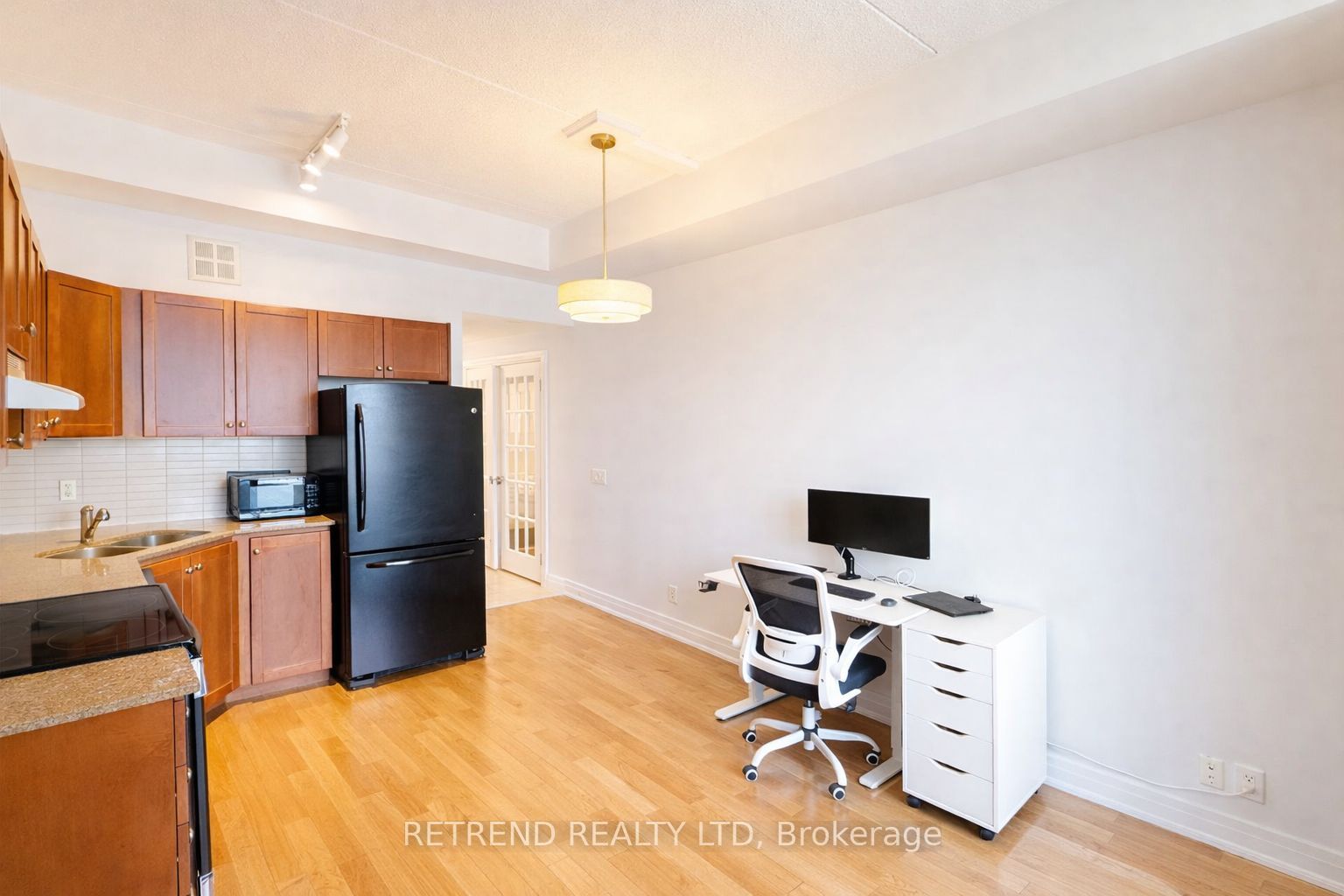 Unit 205 - 2737 Keele Street, North York 5