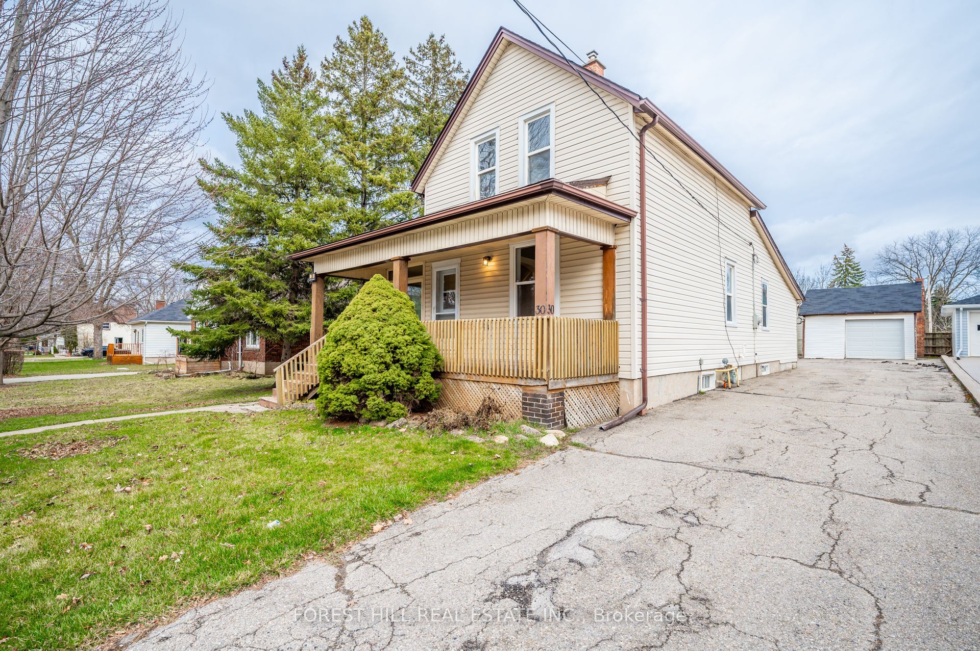 30 Robert Street, Milton 2