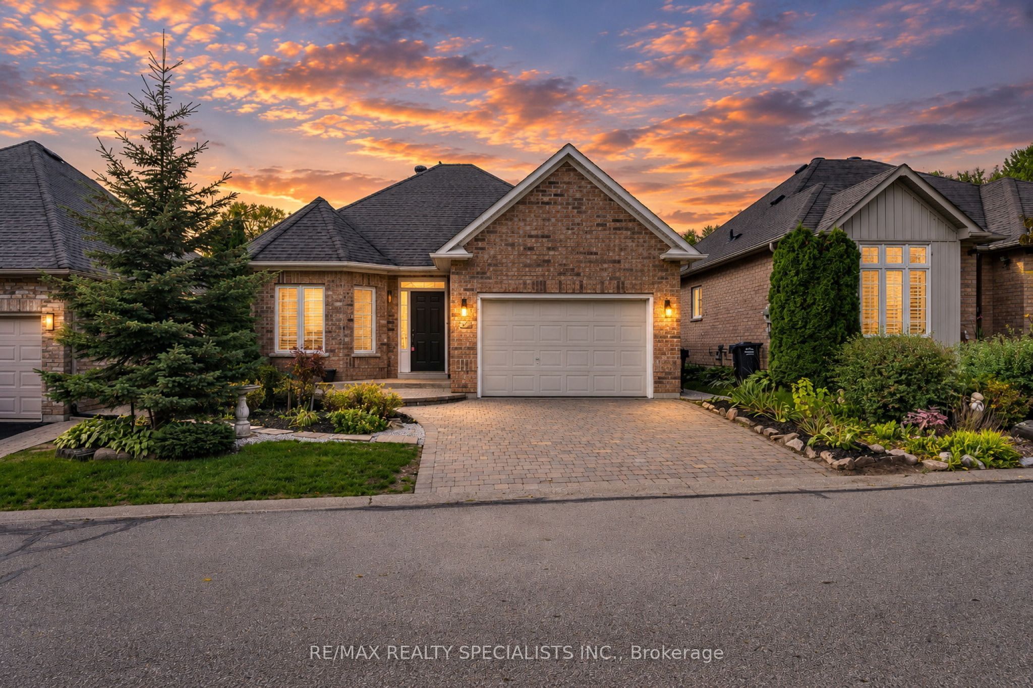 27 Nailsworth Crescent, Caledon 1