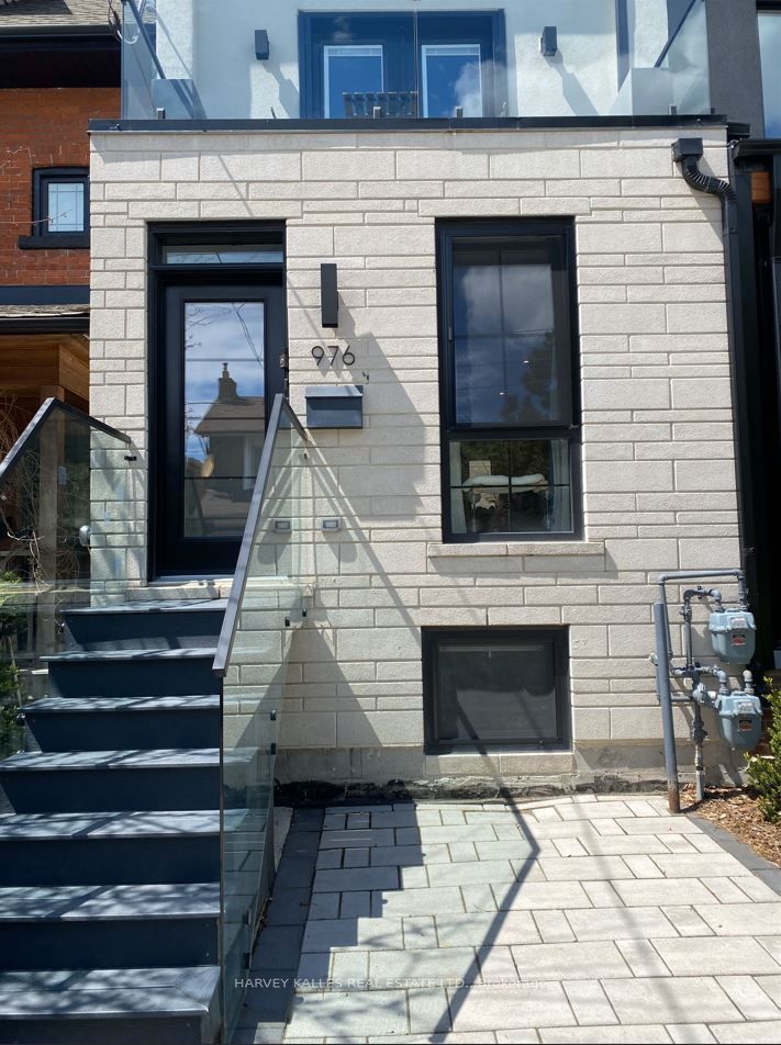 Unit 1 - 976 Shaw Street, Toronto 2