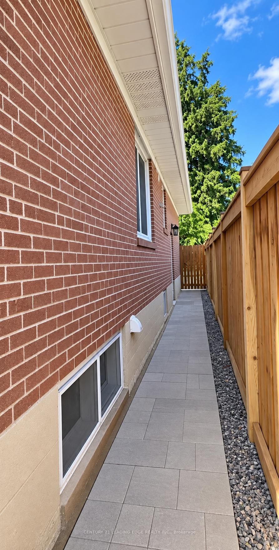 Unit Lower Level - 28 Eringate Drive, Etobicoke 2