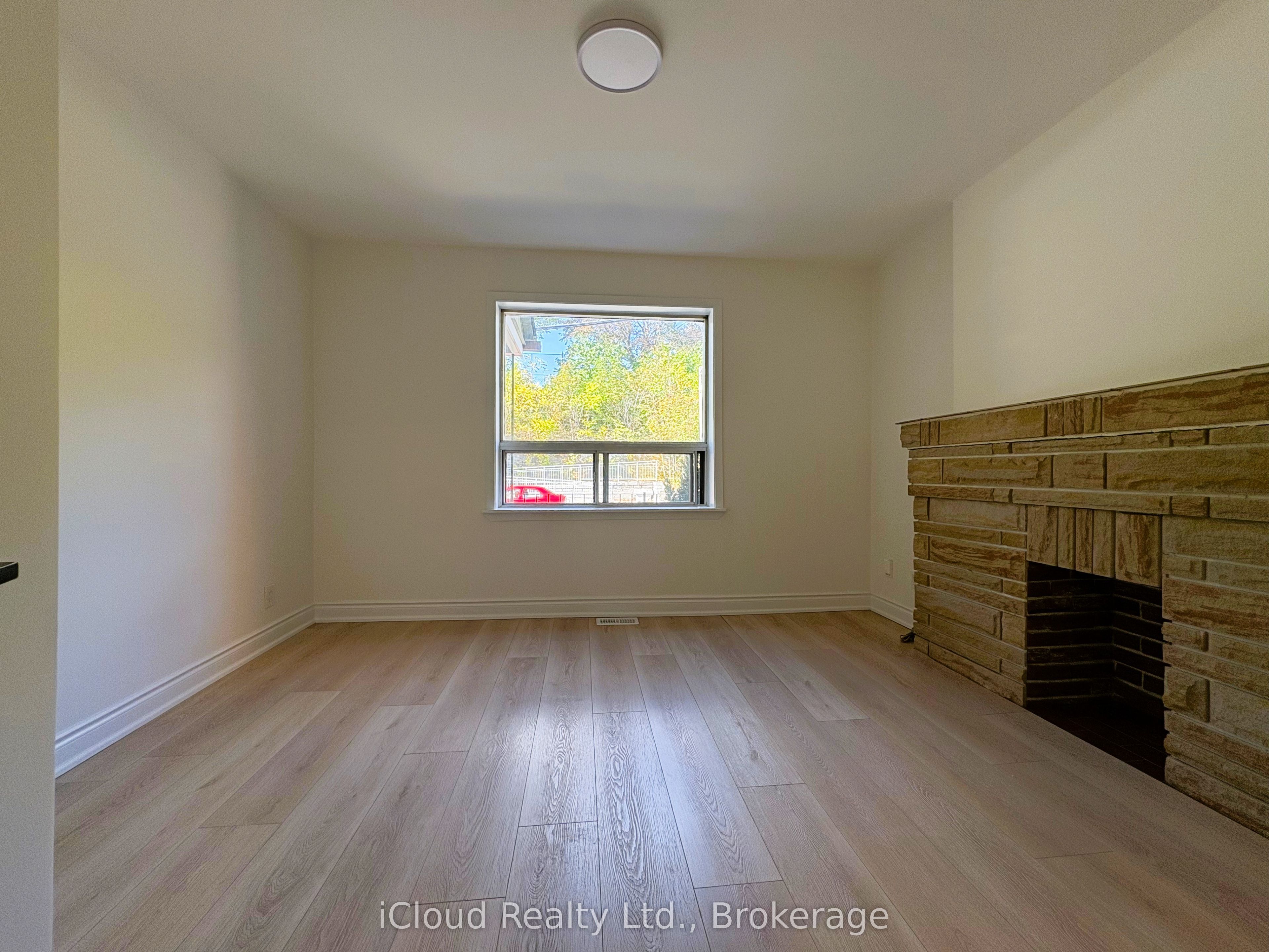 Unit MAIN FLOOR - 1373 Davenport Road, Toronto 4
