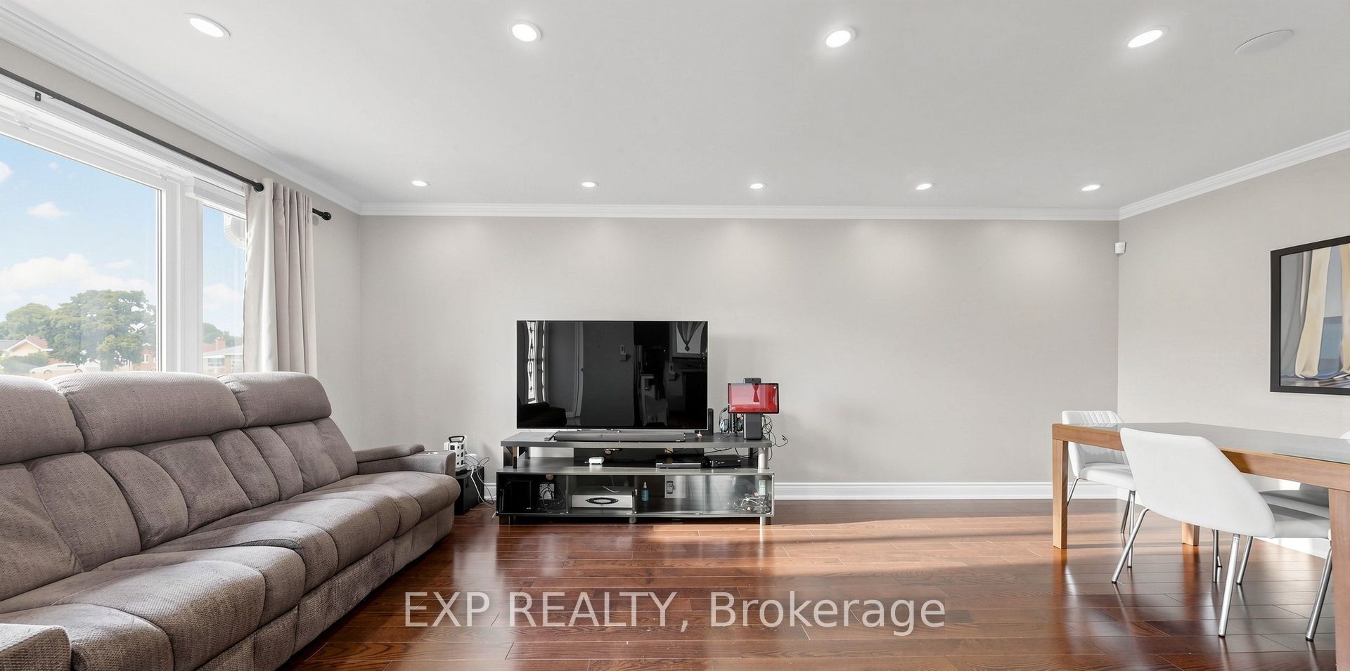 Unit Main - 71 Addington Crescent, Brampton 5