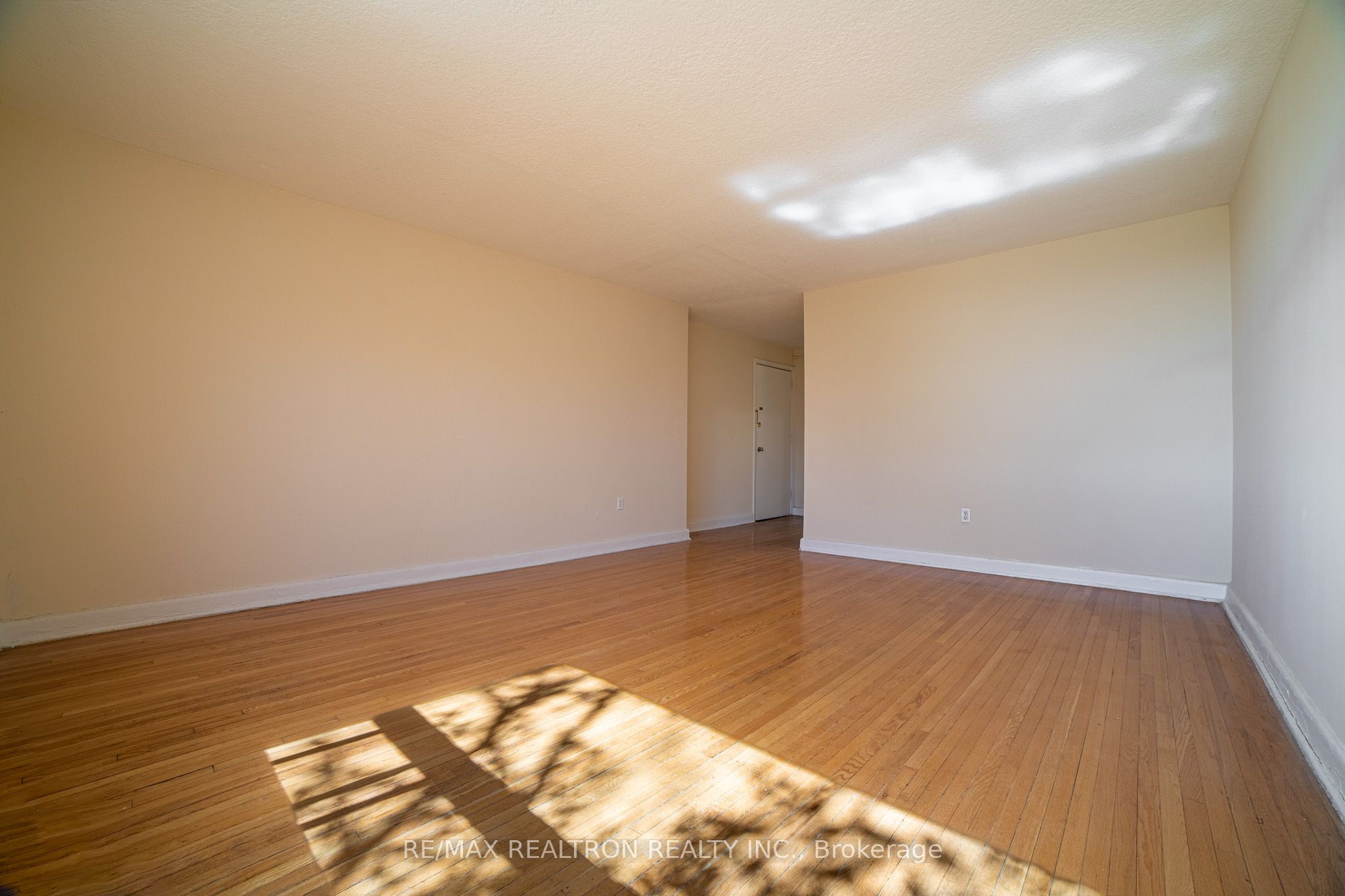 Unit 308 - 2309 Lake Shore Boulevard W, Etobicoke 4