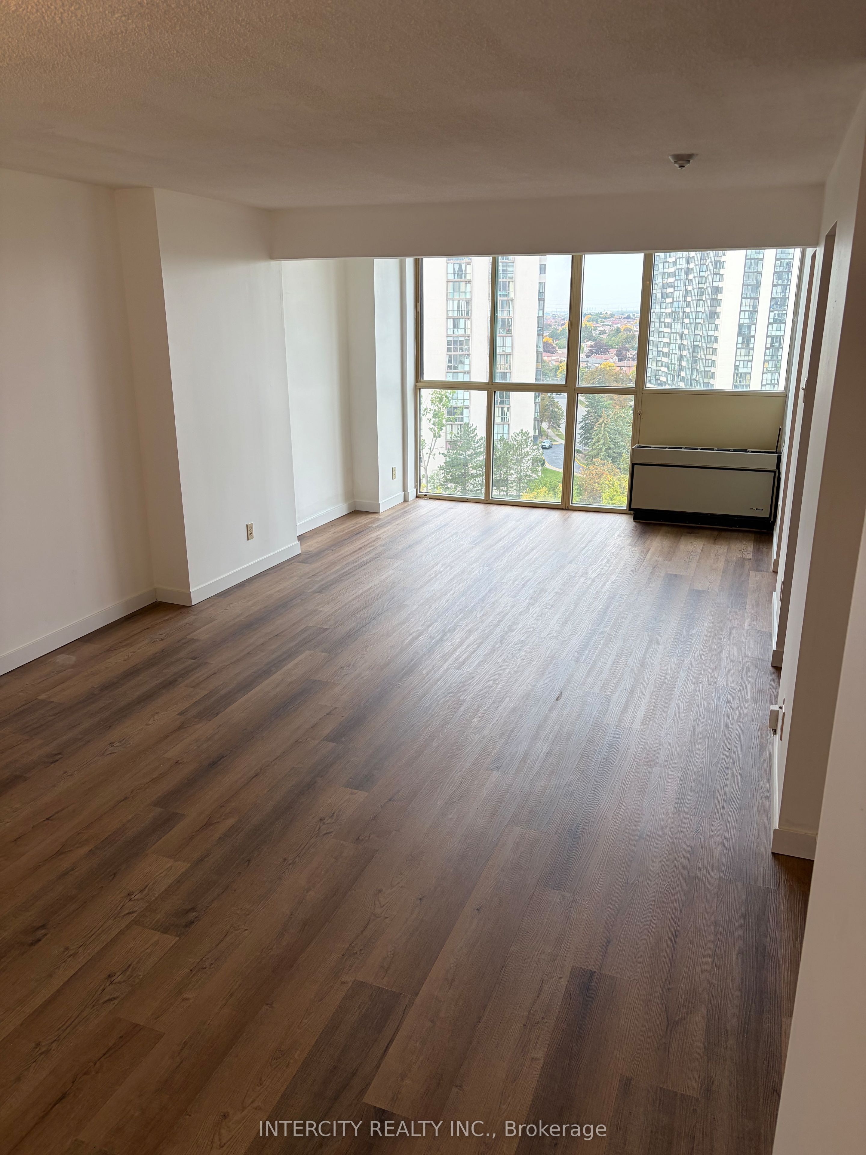 Unit 1110 - 61 Markbrook Lane, Etobicoke 4