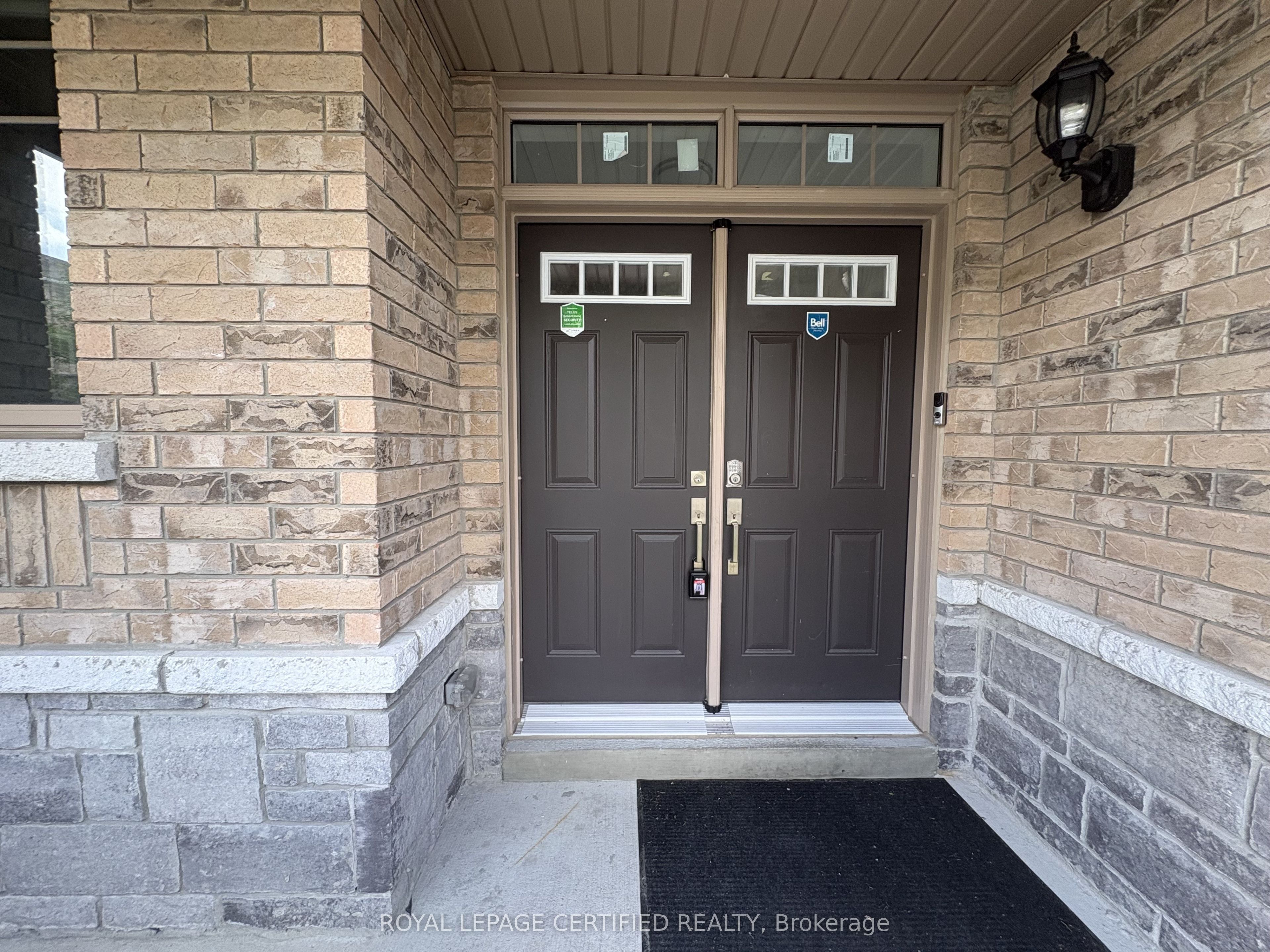Unit Upper - 271 Andrews Trail, Milton 3