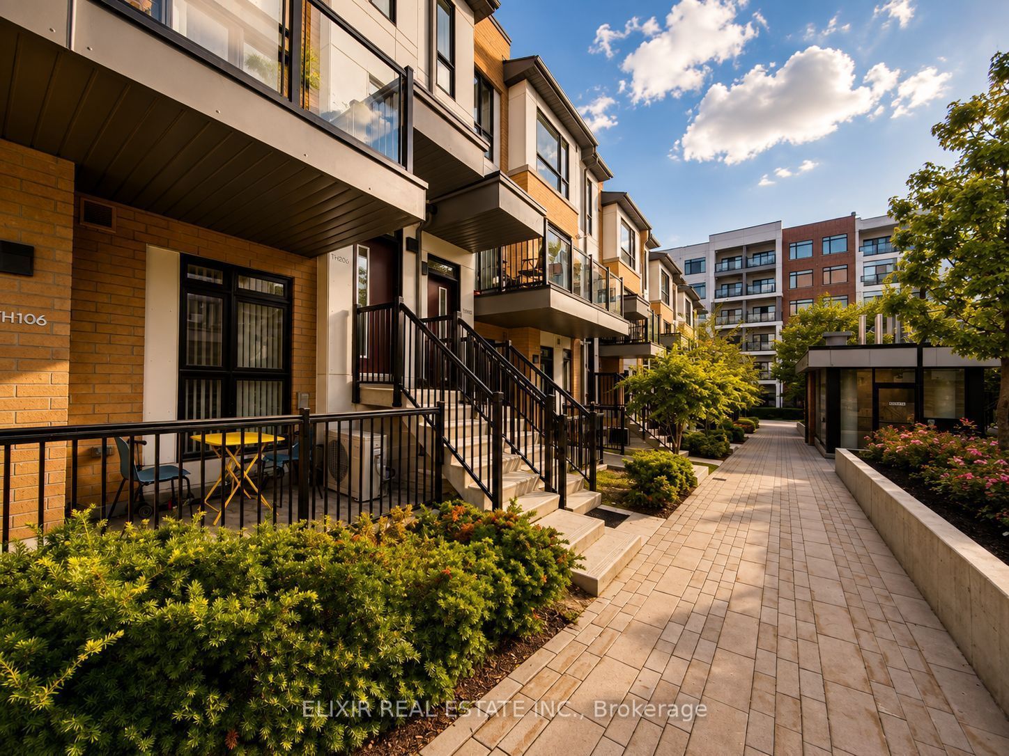 Unit 206 - 140 Canon Jackson Drive, Toronto 2