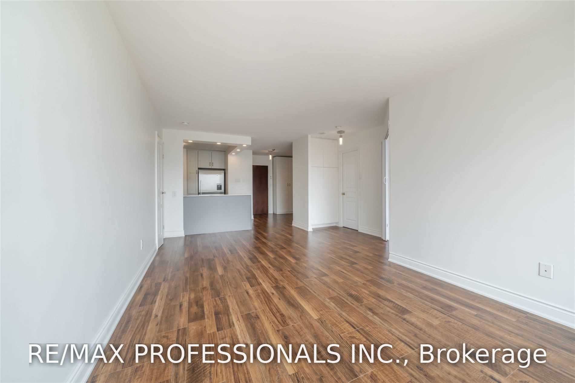 Unit 809 - 1300 Islington Avenue, Etobicoke 4