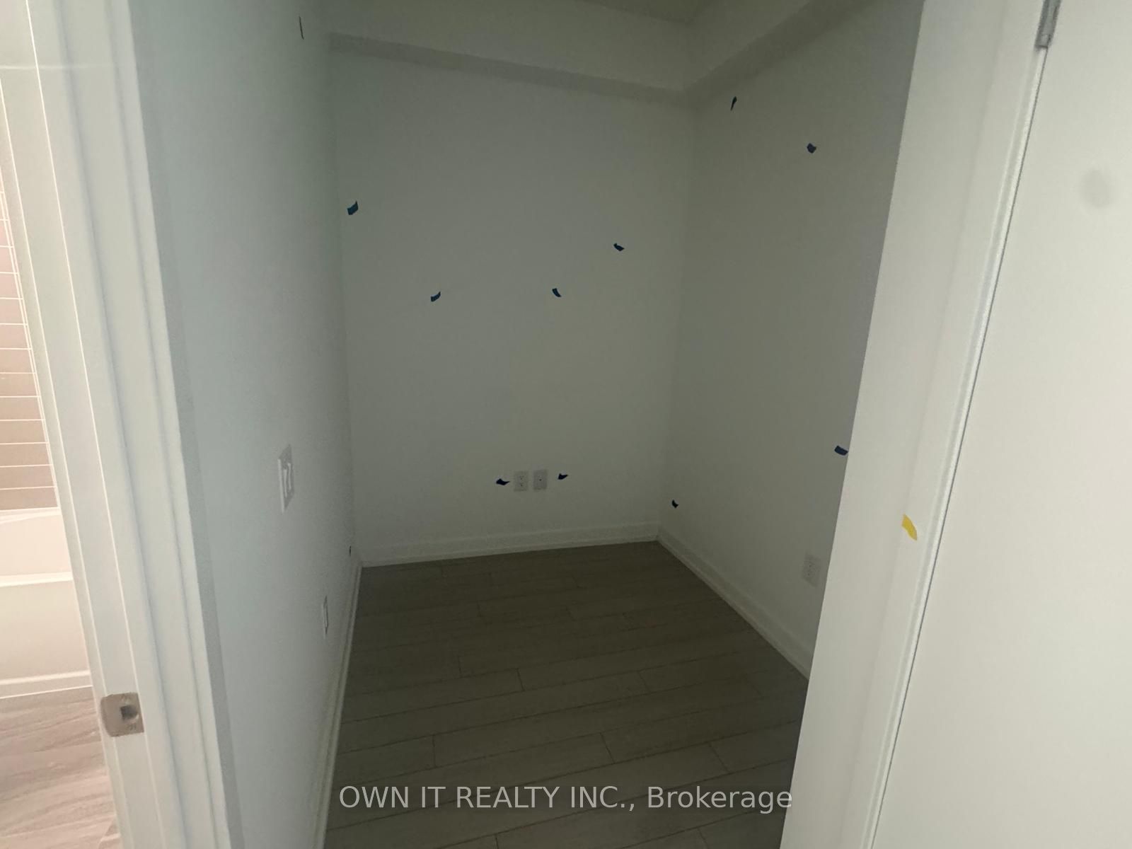 Unit 1811 - 4010 Eglinton Avenue W, Etobicoke 4